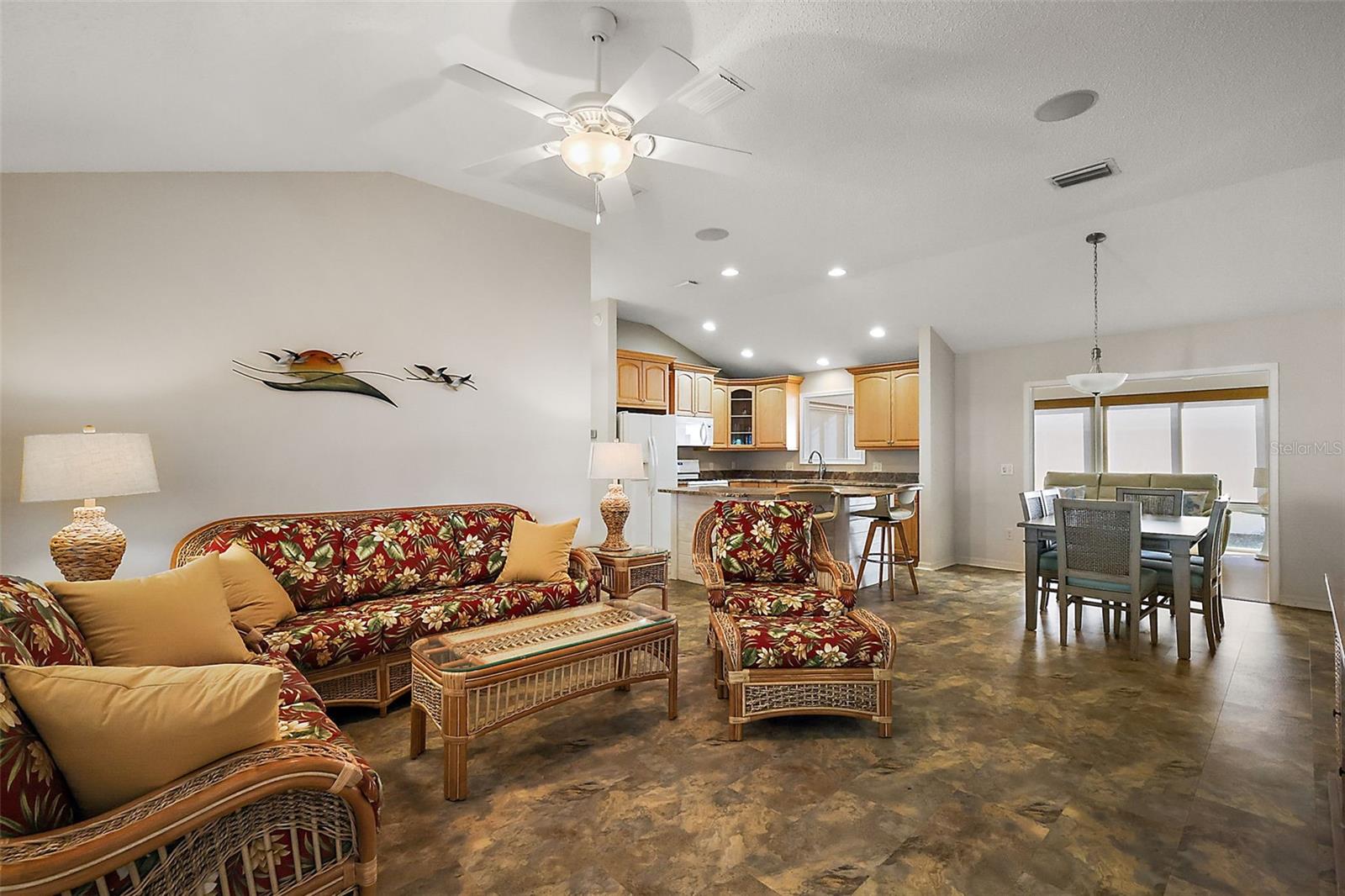 9243 SE 171ST COOPER LOOP, THE VILLAGES, FL, 32162