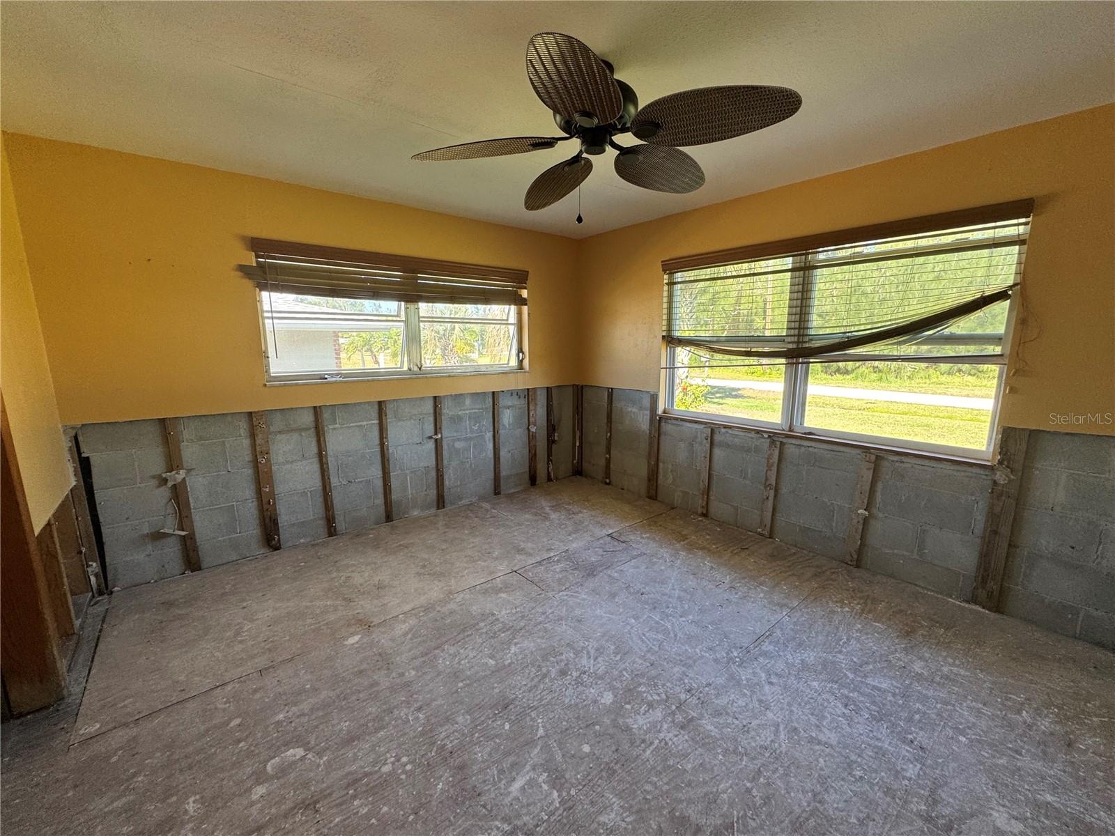 3717 SLEEPY HOLLOW LN, PUNTA GORDA, FL, 33950