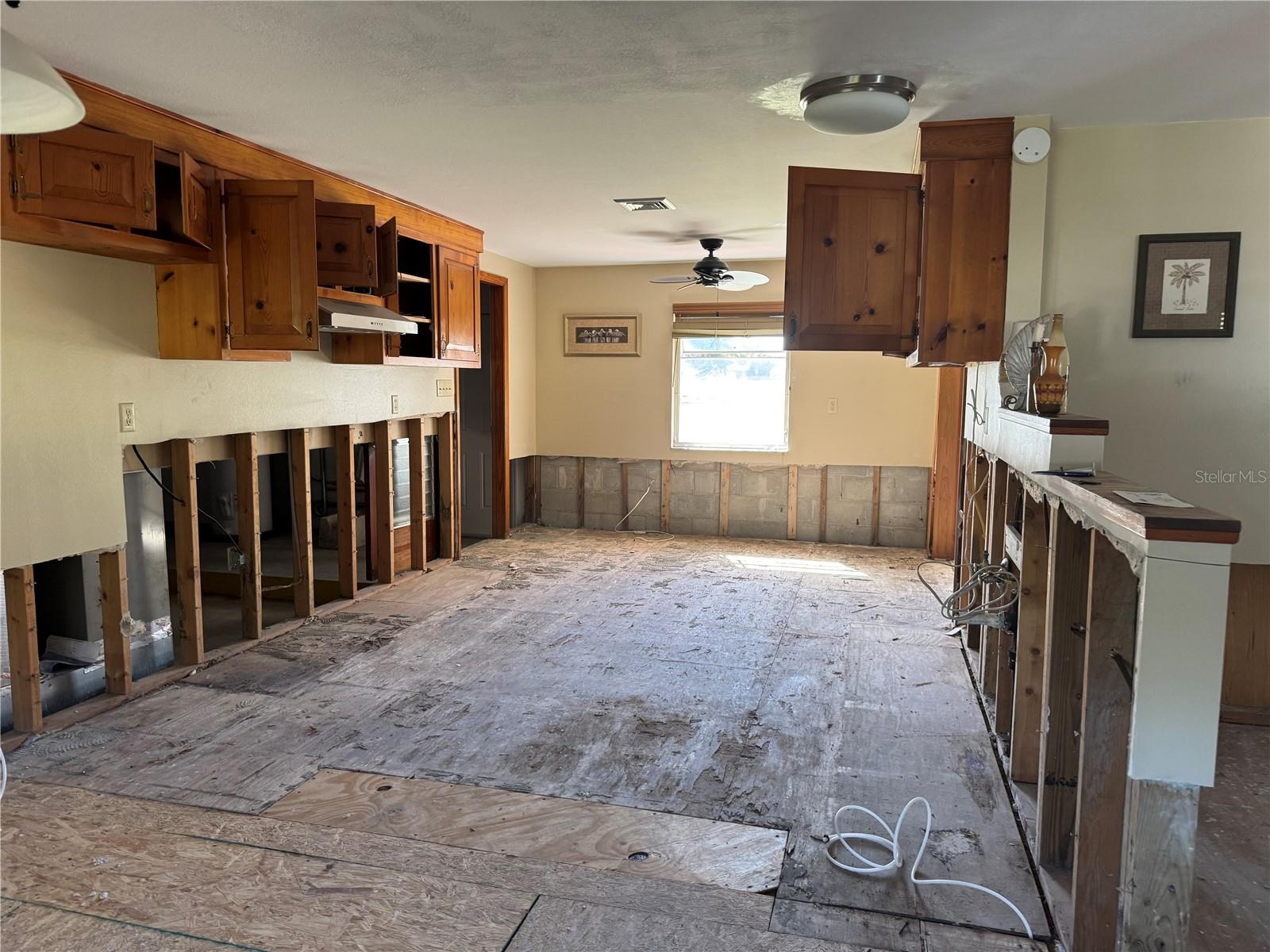3717 SLEEPY HOLLOW LN, PUNTA GORDA, FL, 33950