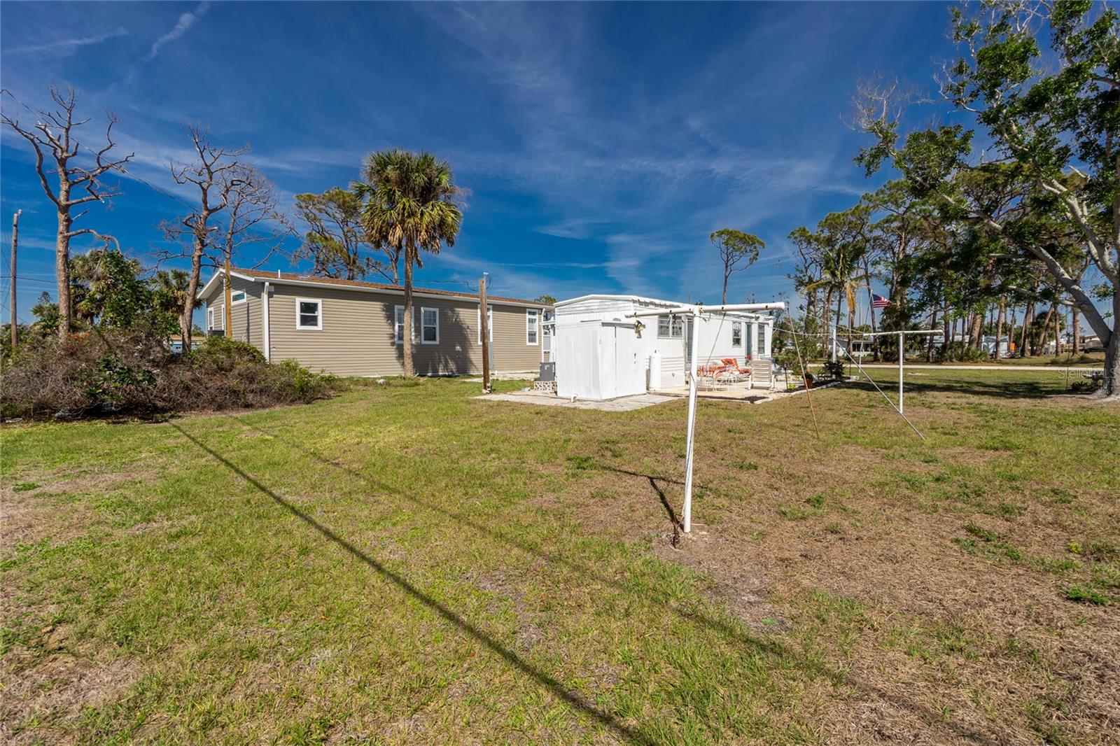 3210 HOLLY AVE, ENGLEWOOD, FL, 34224