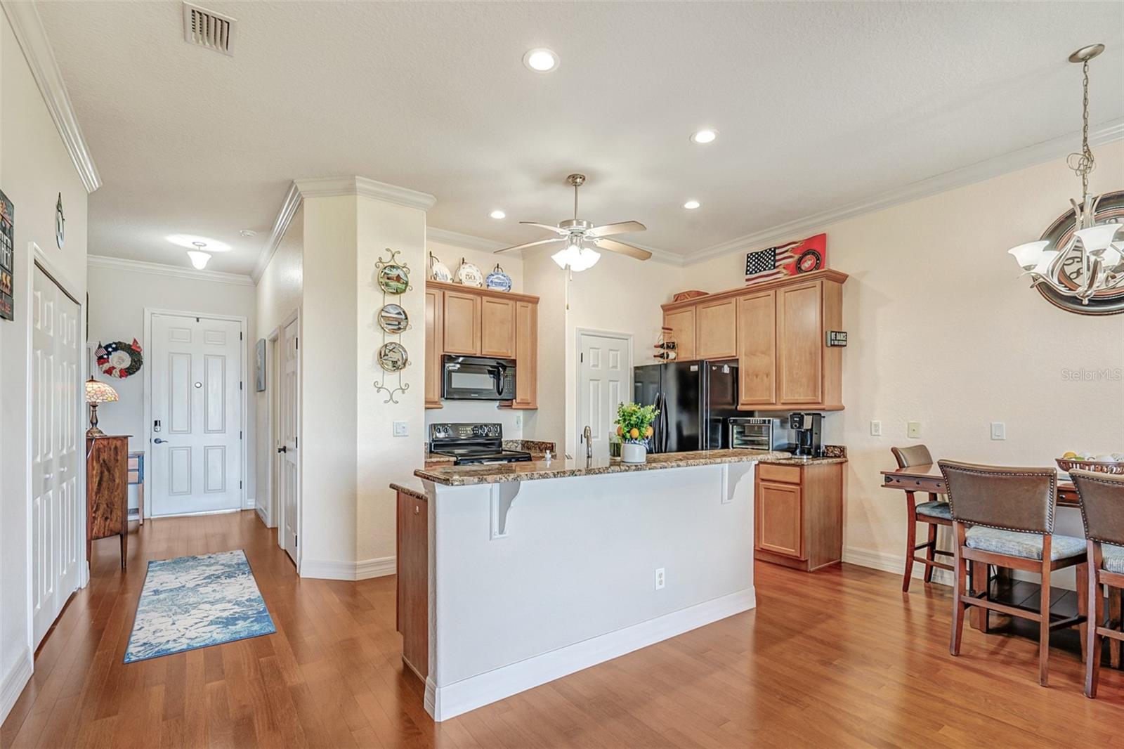 1037 GREEN GATE BLVD, GROVELAND, FL, 34736