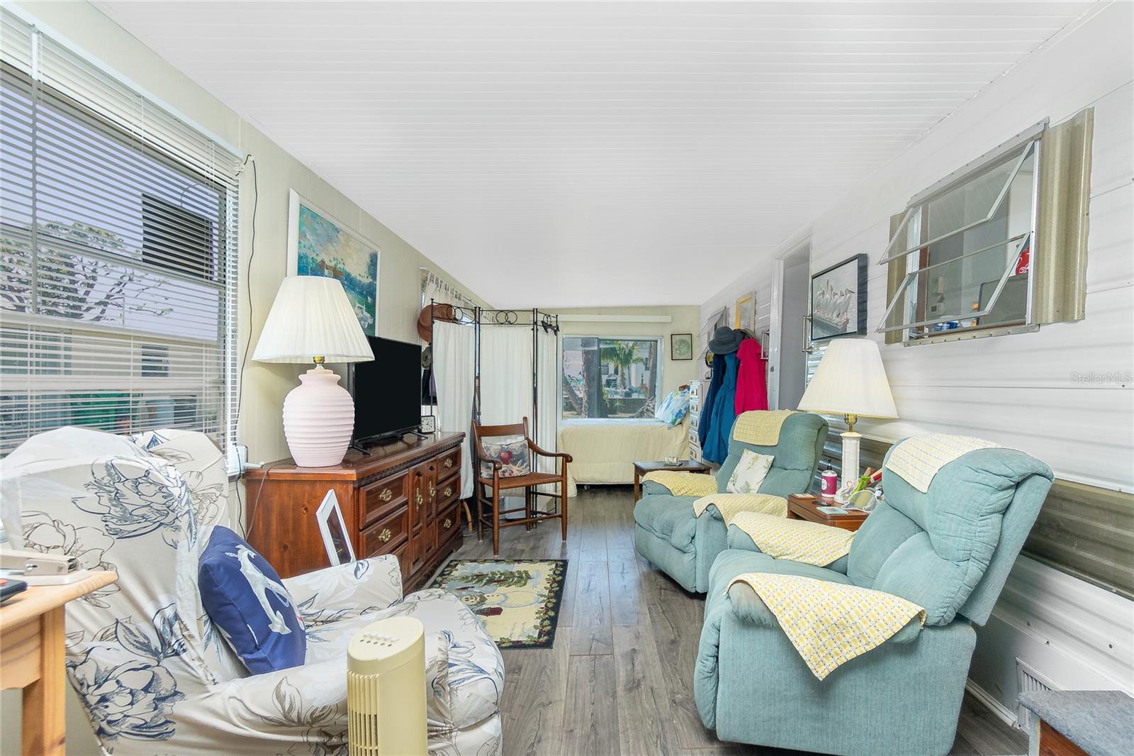 3220 HOLLY AVE, ENGLEWOOD, FL, 34224