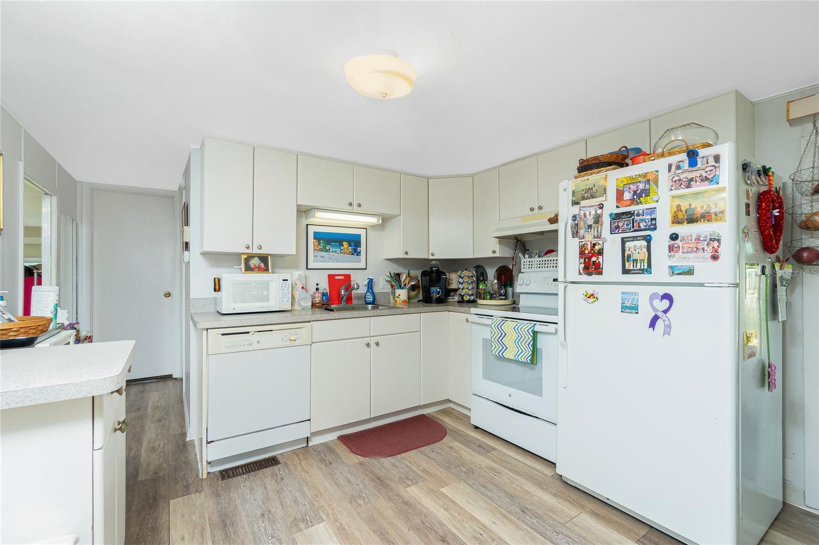 3220 HOLLY AVE, ENGLEWOOD, FL, 34224