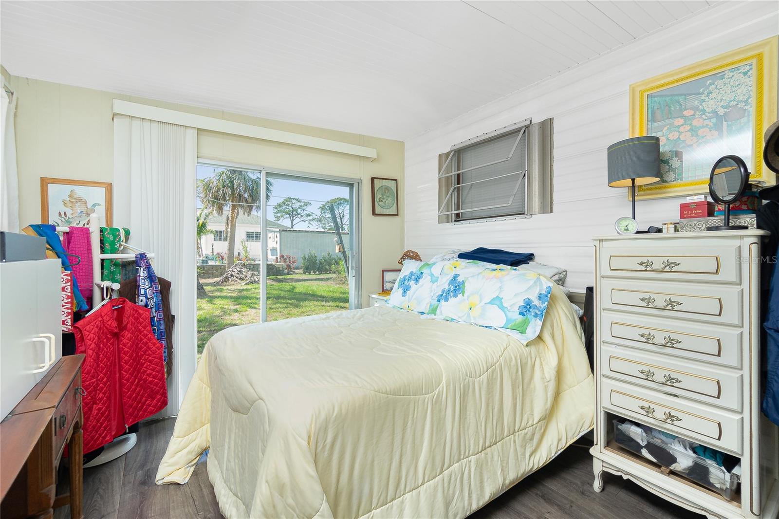 3220 HOLLY AVE, ENGLEWOOD, FL, 34224