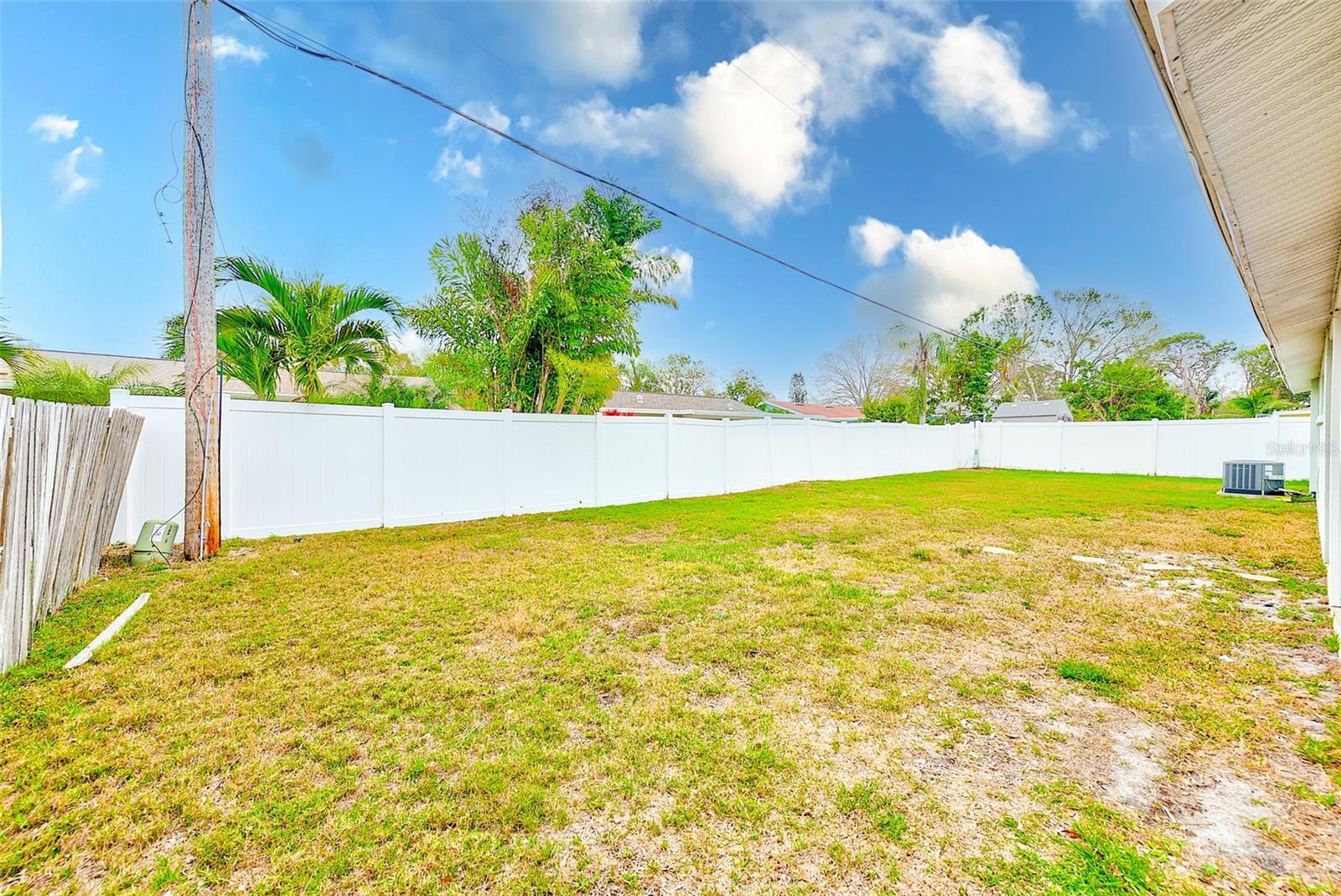 10855 119TH ST N, SEMINOLE, FL, 33778