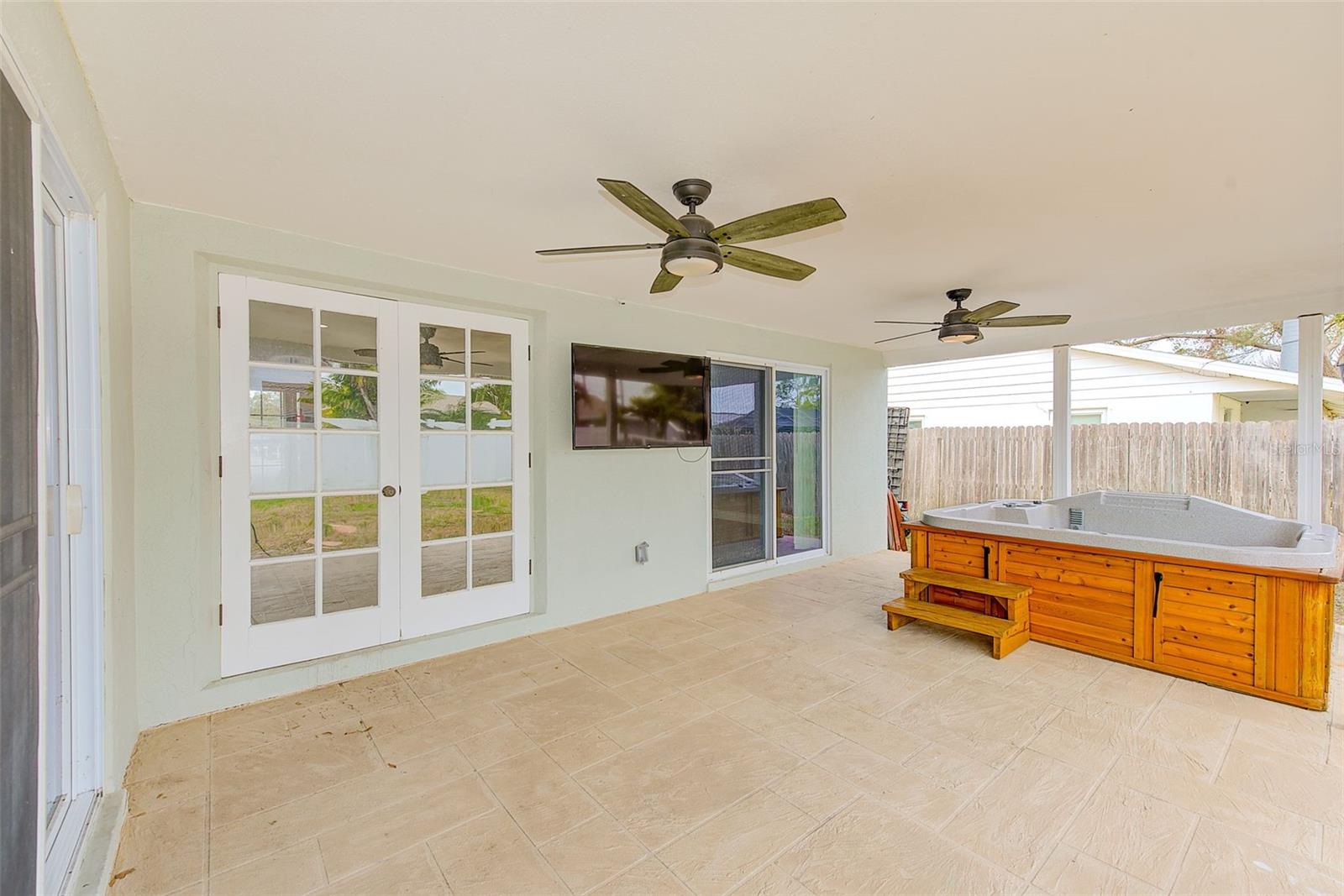 10855 119TH ST N, SEMINOLE, FL, 33778