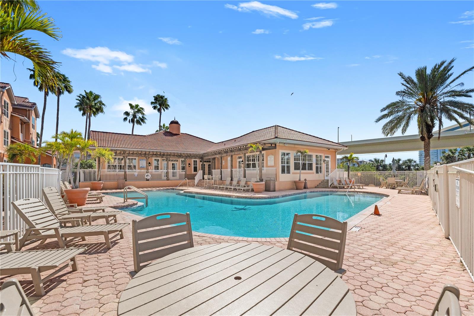 5000 CULBREATH KEY WAY #4-204, TAMPA, FL, 33611