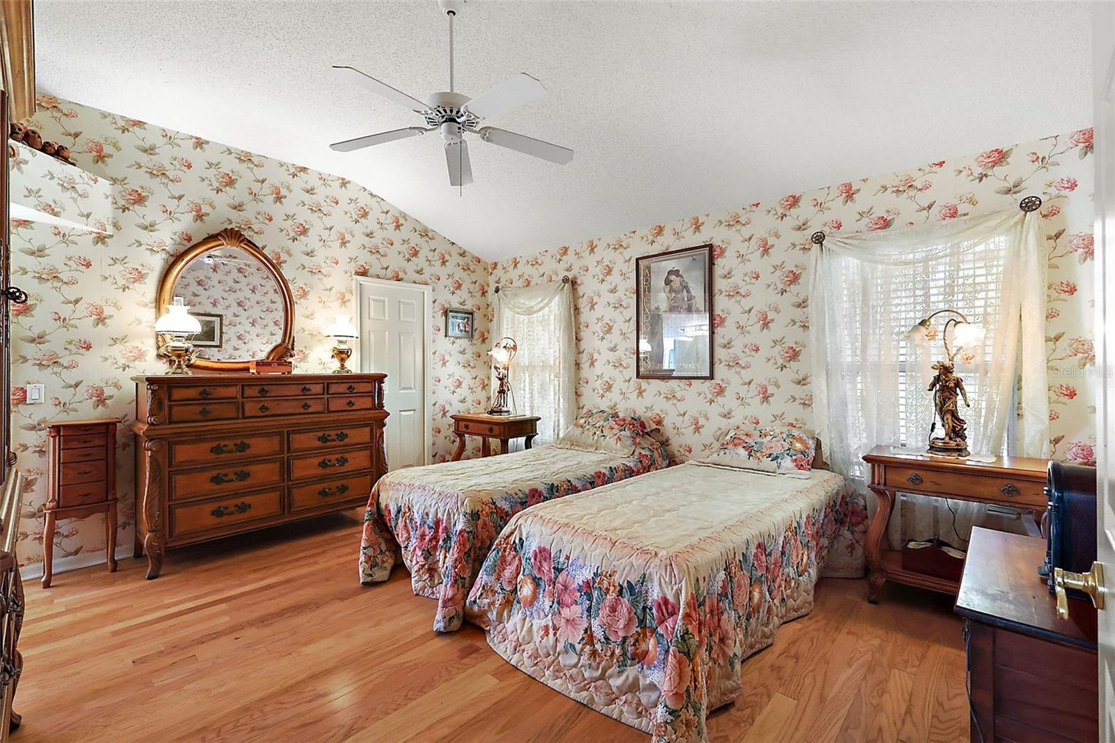 1209 BARCELONA DR, THE VILLAGES, FL, 32159