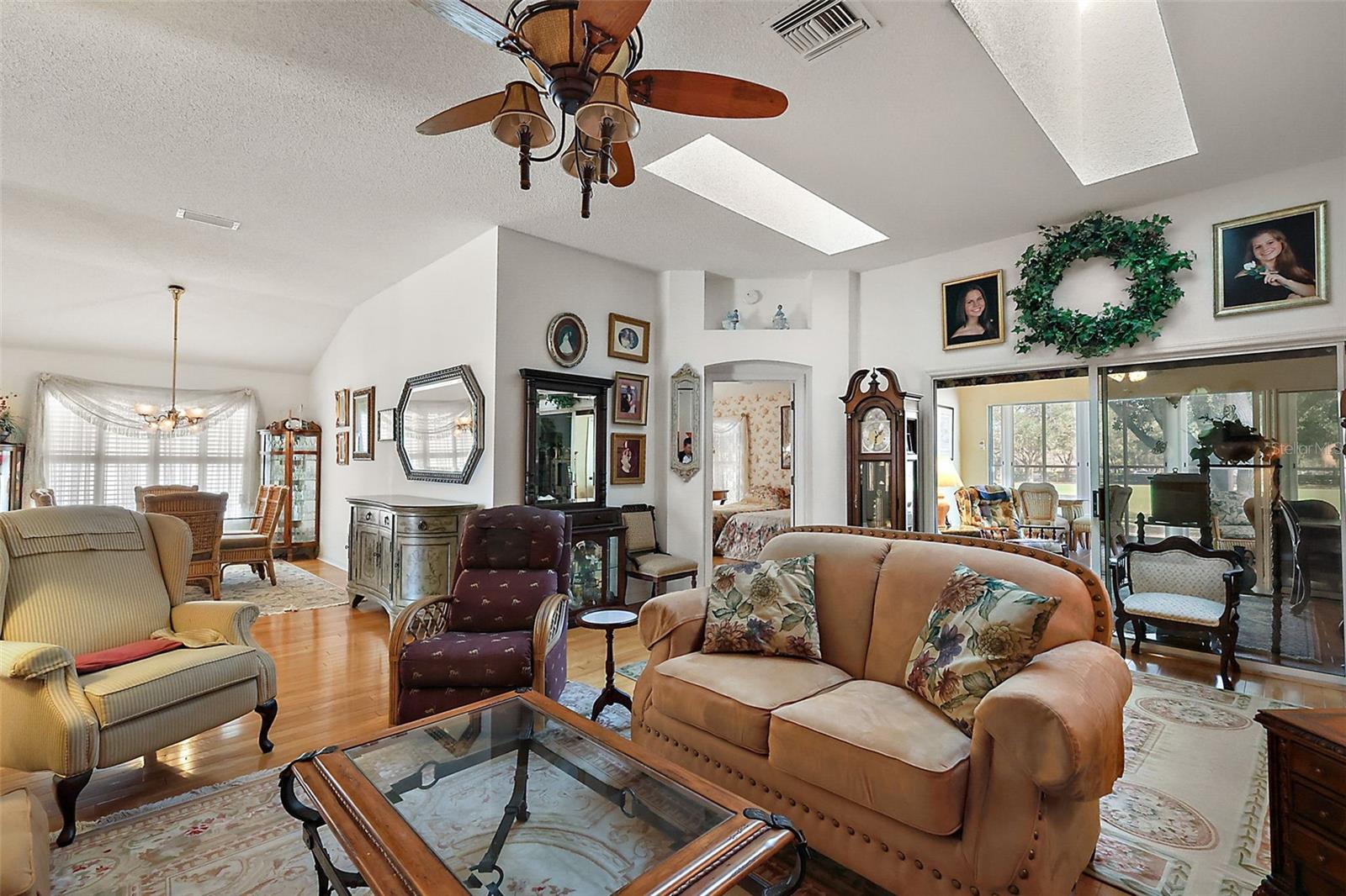 1209 BARCELONA DR, THE VILLAGES, FL, 32159