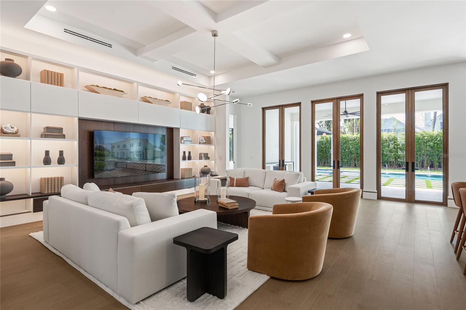 O6282425 Property Photo