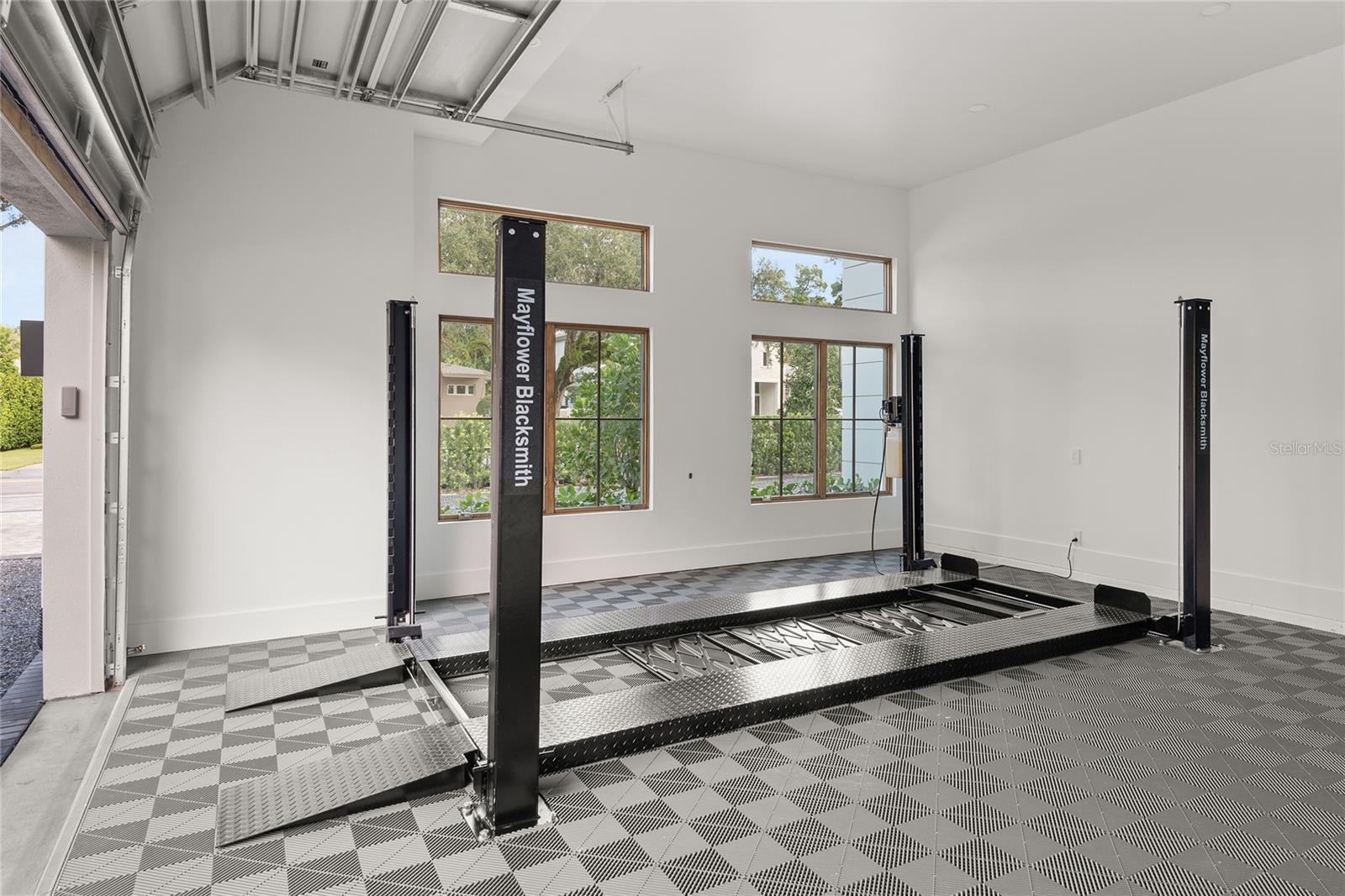 O6282425 Property Photo