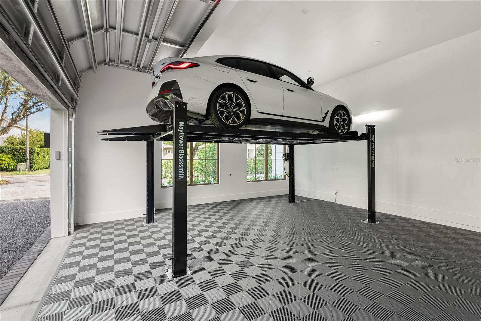 O6282425 Property Photo