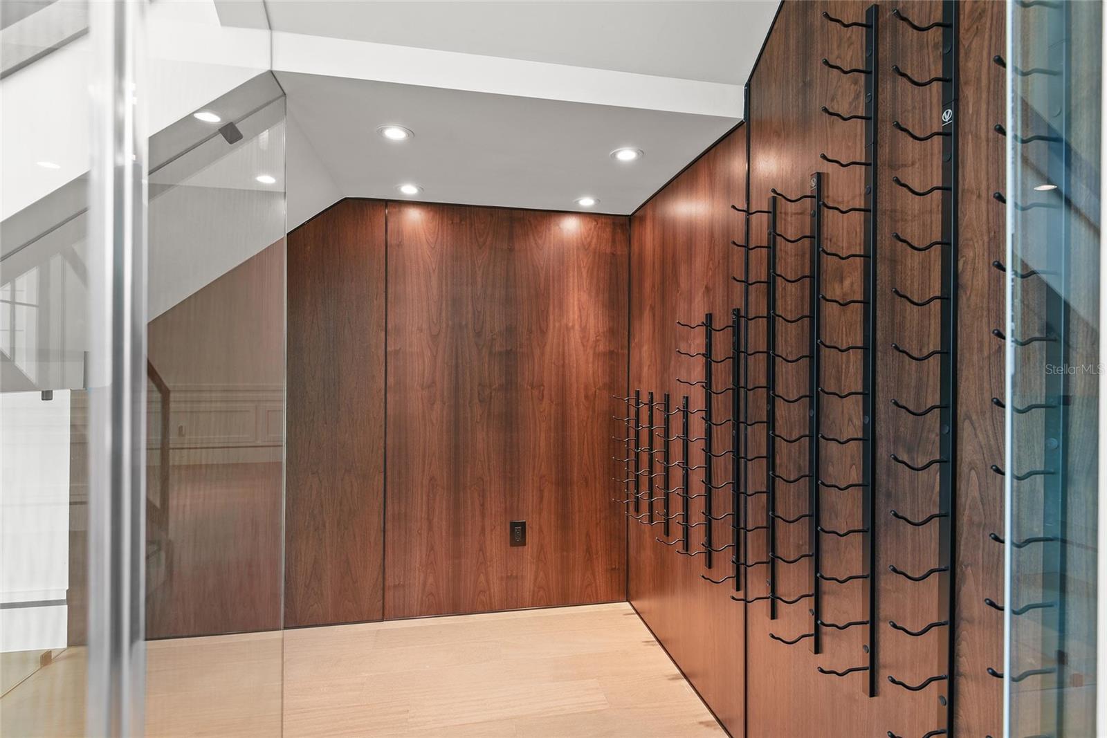 O6282425 Property Photo