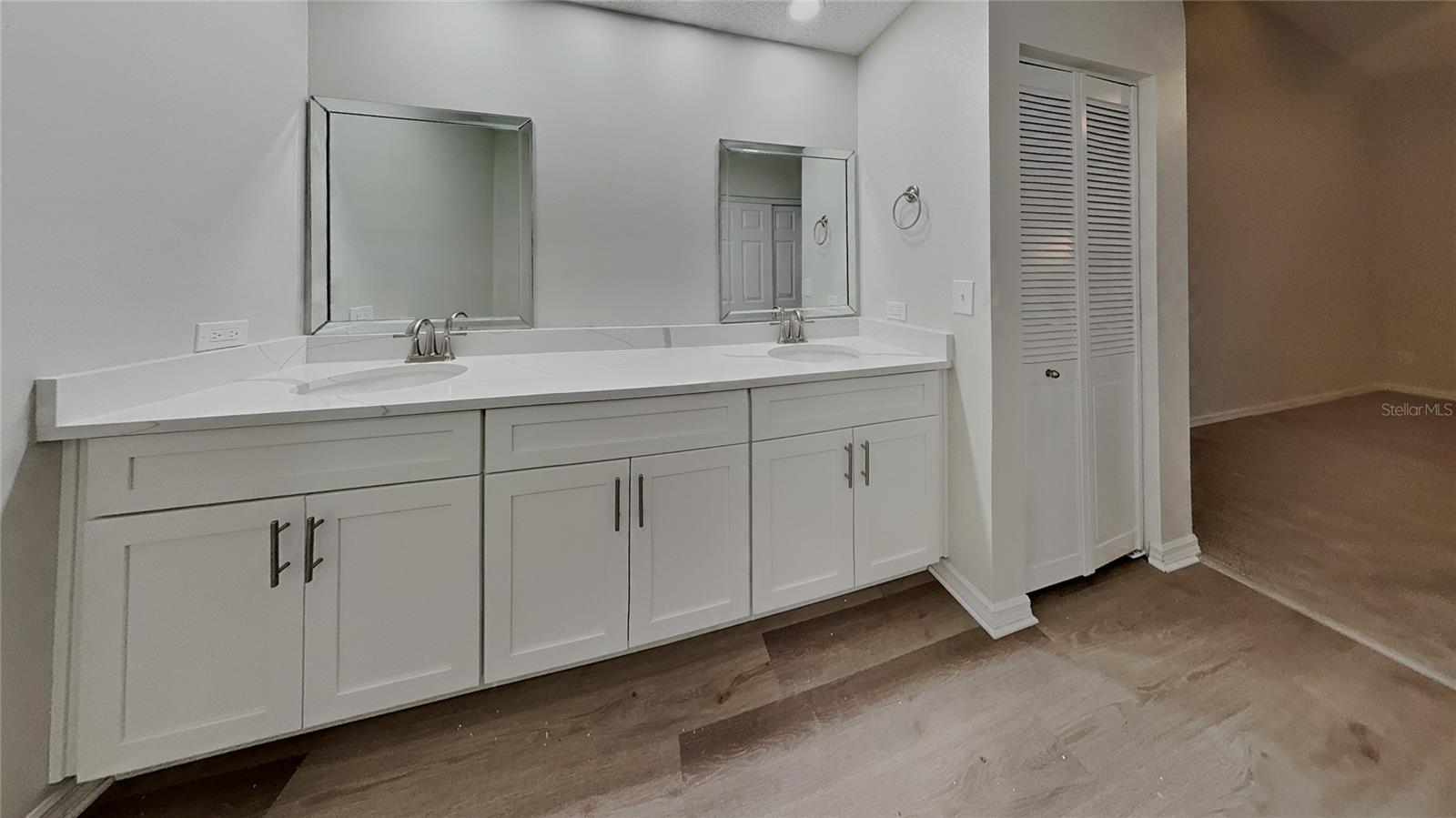 4140 BRENTWOOD PARK CIR, TAMPA, FL, 33624