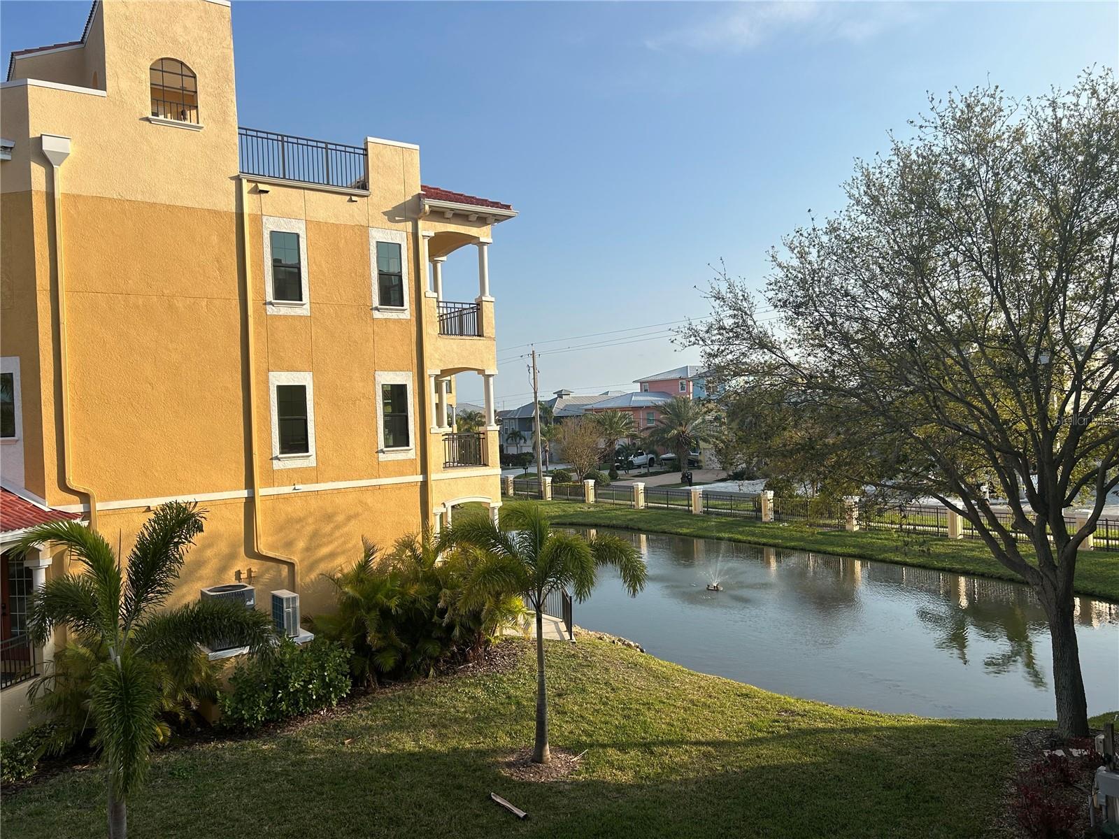 6411 MAYRA SHORES LN, APOLLO BEACH, FL, 33572