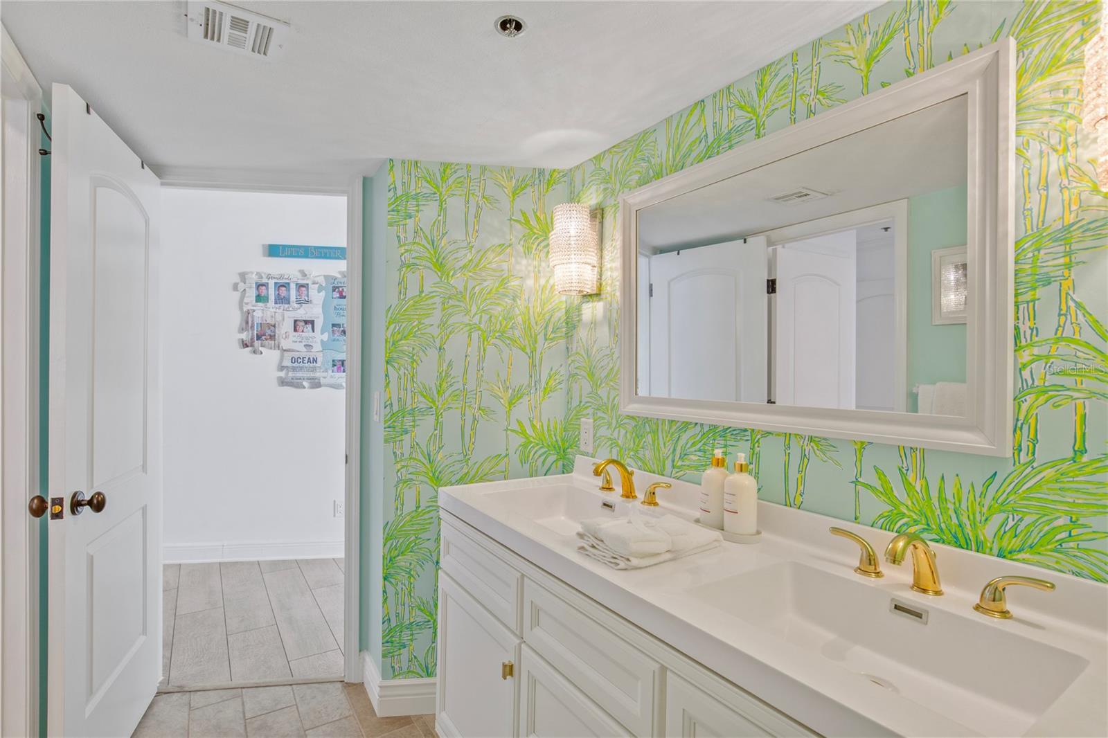1600 GULF BLVD #1111, CLEARWATER BEACH, FL, 33767