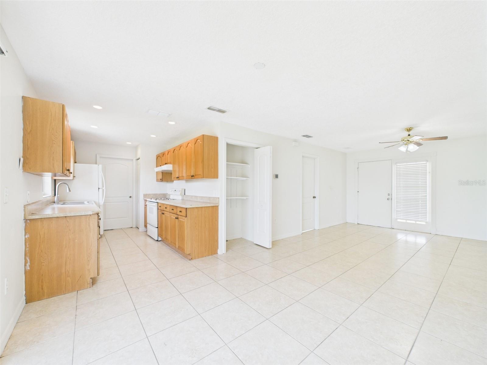 91 W CEDARWOOD CIR, KISSIMMEE, FL, 34743