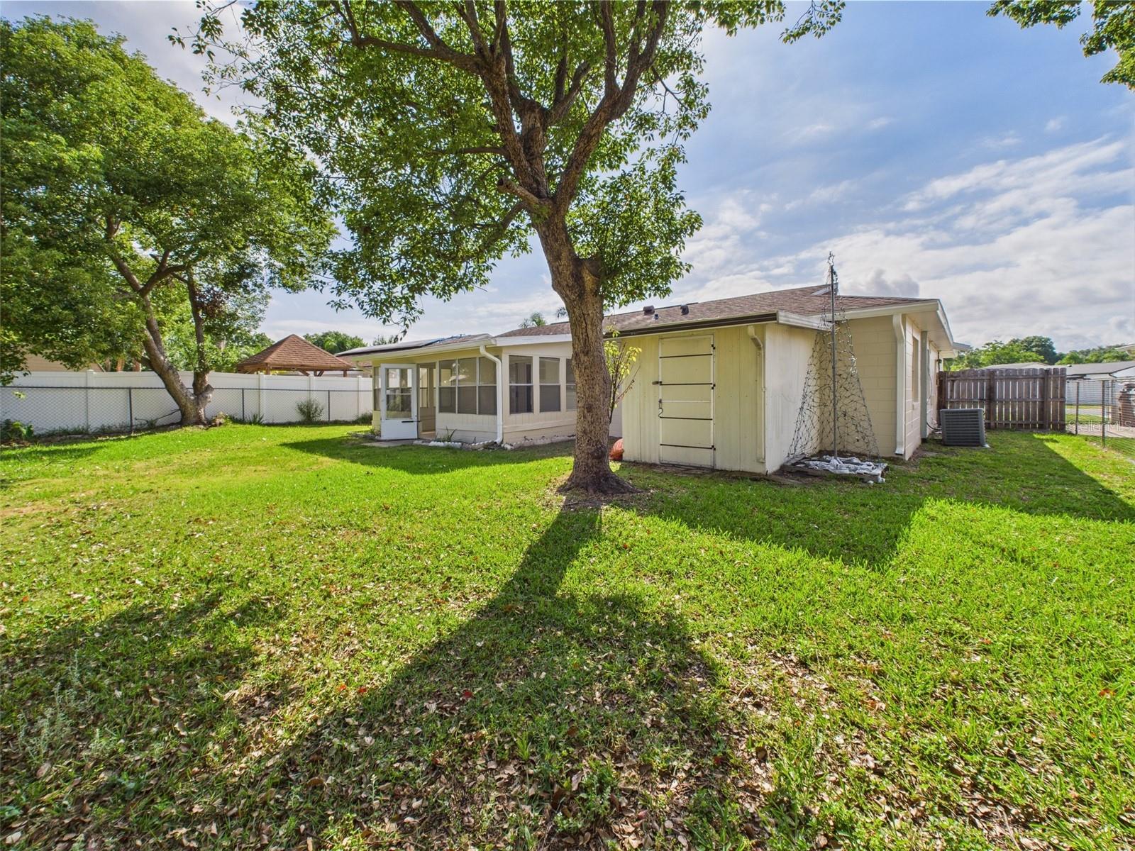 2434 MILL RUN BLVD, KISSIMMEE, FL, 34744