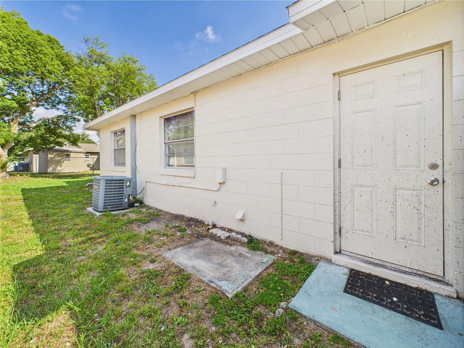 2434 MILL RUN BLVD, KISSIMMEE, FL, 34744