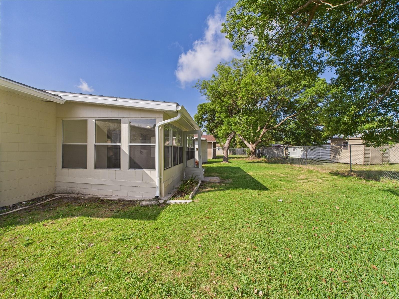 2434 MILL RUN BLVD, KISSIMMEE, FL, 34744