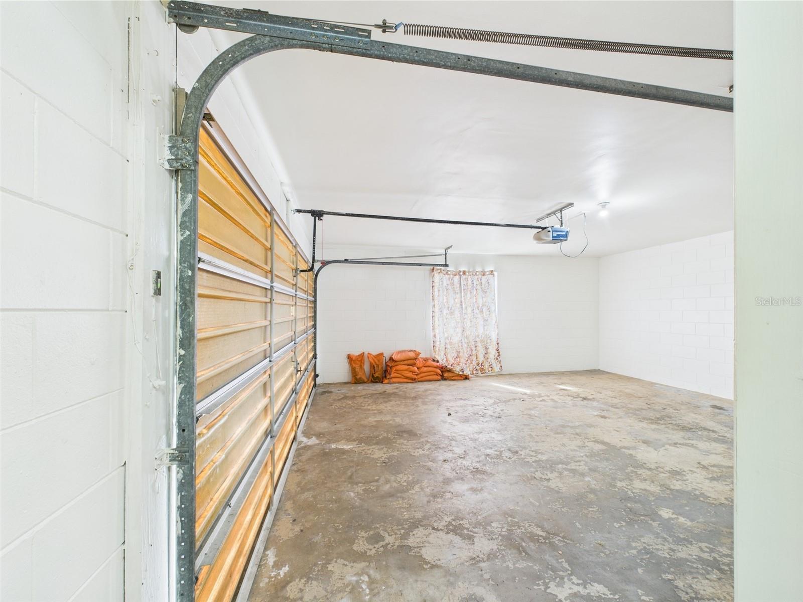 2434 MILL RUN BLVD, KISSIMMEE, FL, 34744