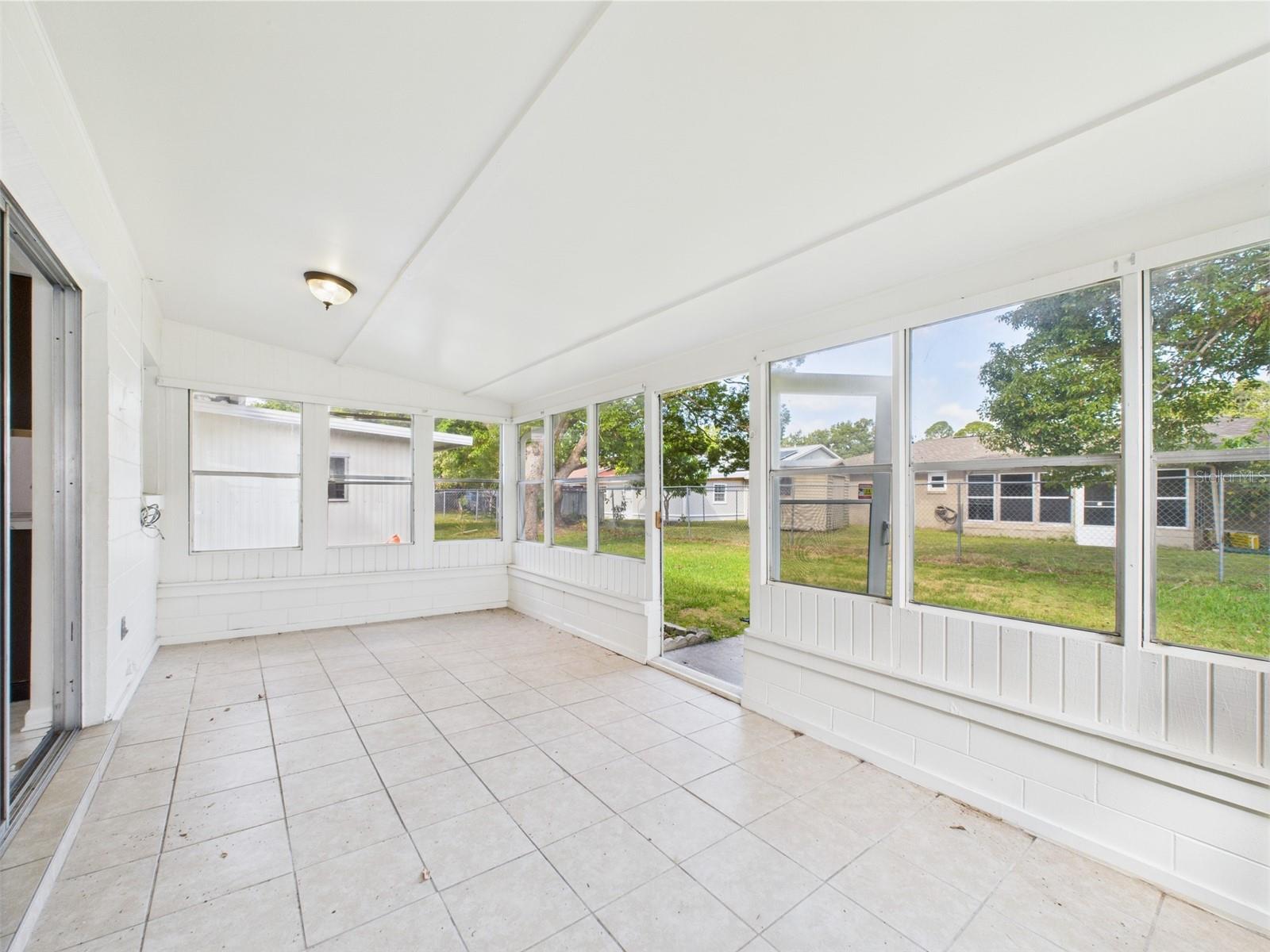 2434 MILL RUN BLVD, KISSIMMEE, FL, 34744