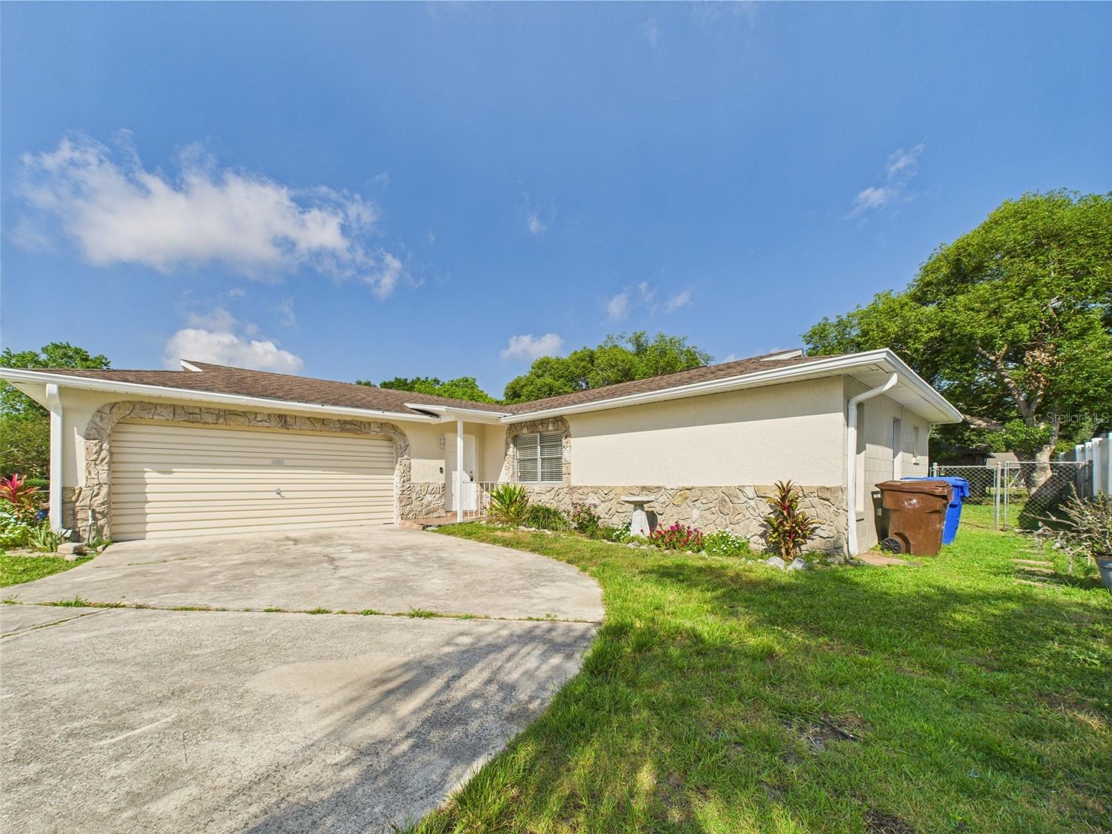2434 MILL RUN BLVD, KISSIMMEE, FL, 34744