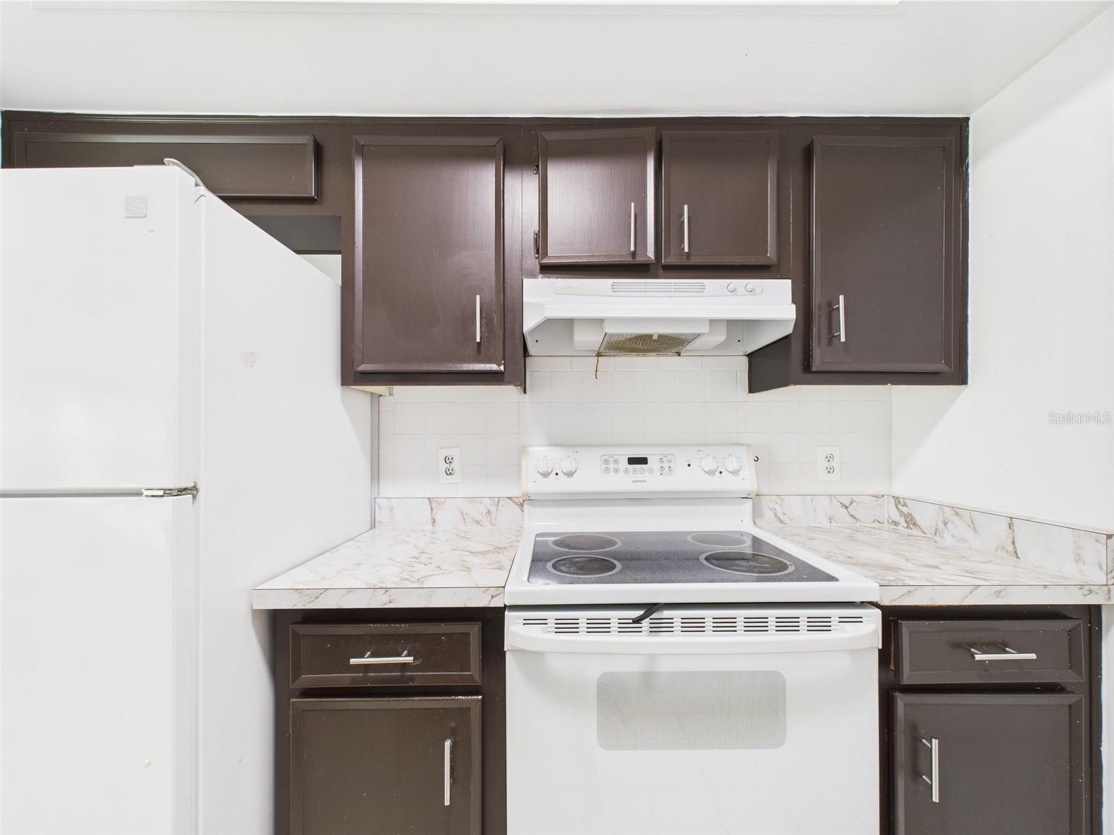 2434 MILL RUN BLVD, KISSIMMEE, FL, 34744