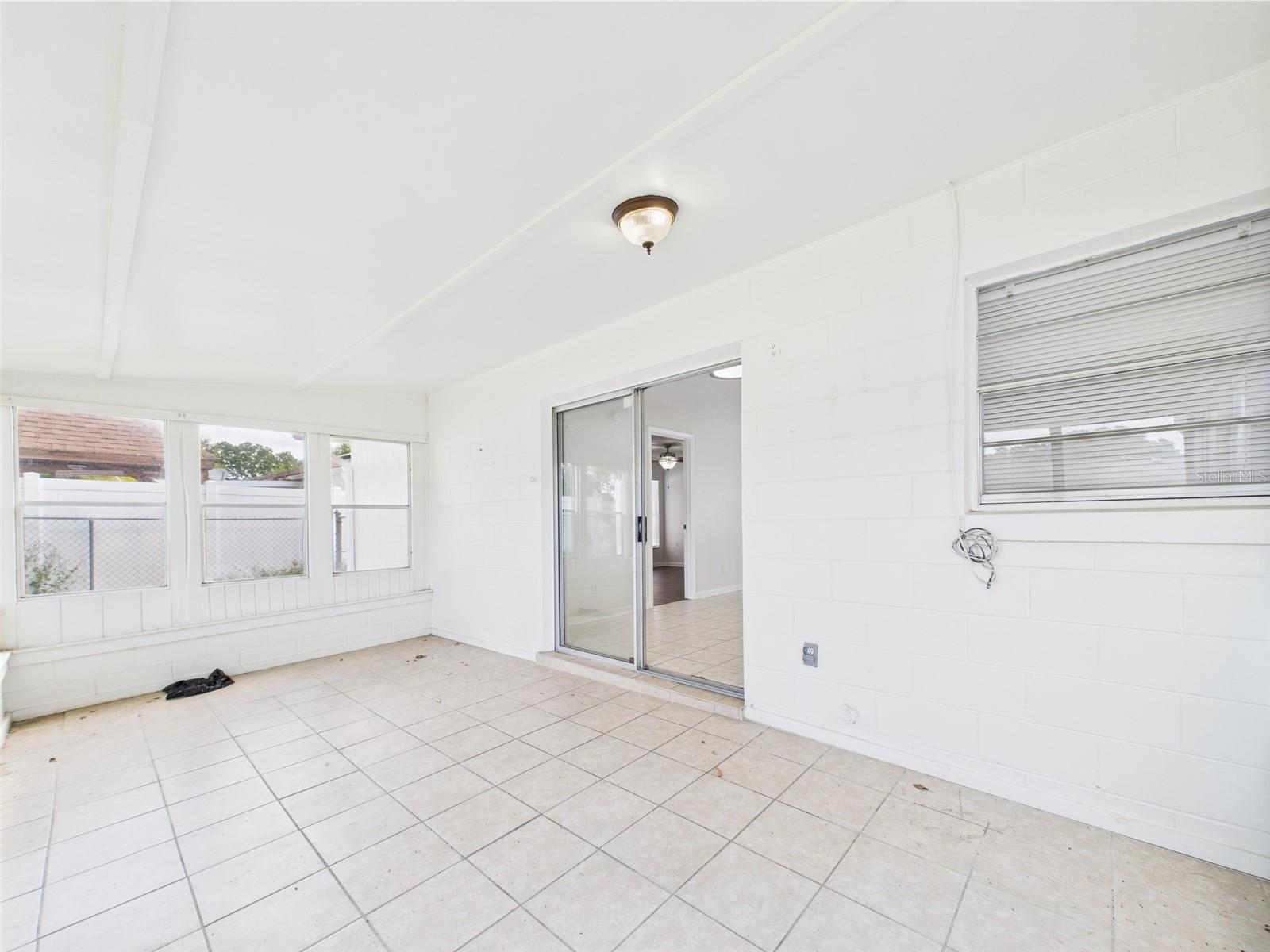 2434 MILL RUN BLVD, KISSIMMEE, FL, 34744