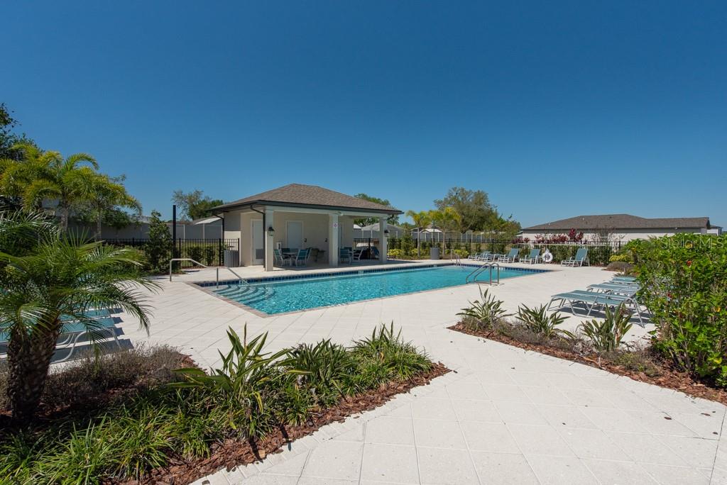 1345 OAK VALLEY DR, AUBURNDALE, FL, 33823