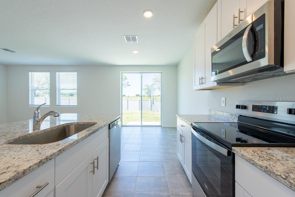 1345 OAK VALLEY DR, AUBURNDALE, FL, 33823