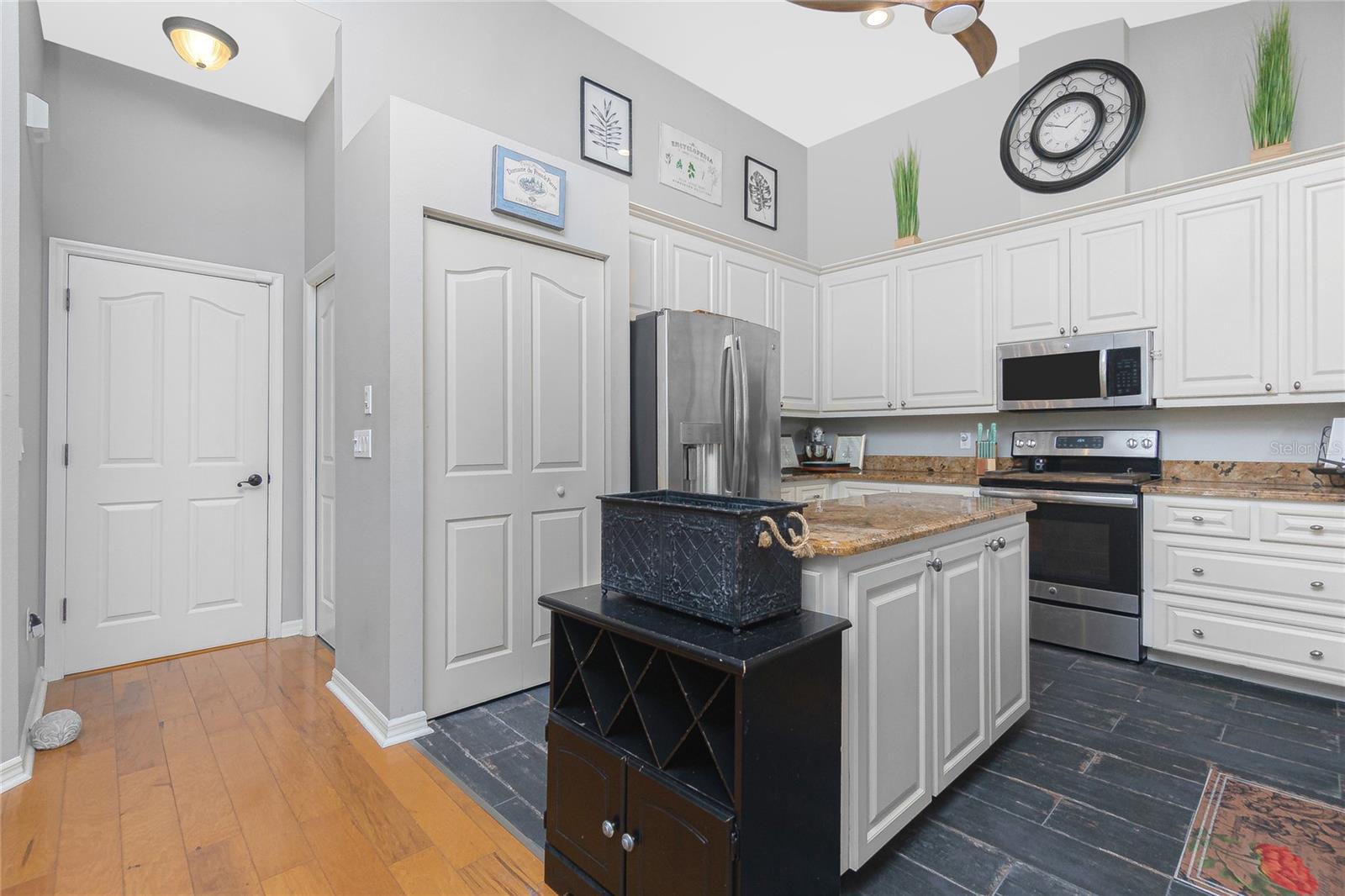 1417 CARSWELL ST, PORT CHARLOTTE, FL, 33953