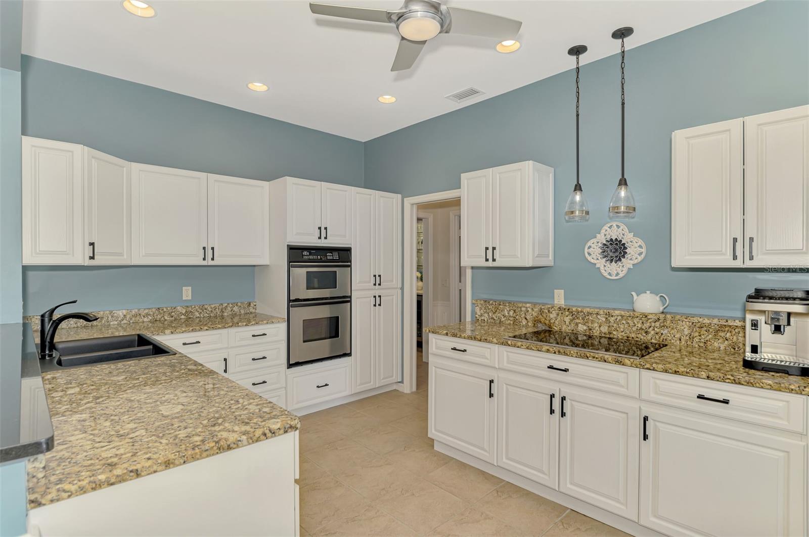 17 DOMINICA DR, ENGLEWOOD, FL, 34223