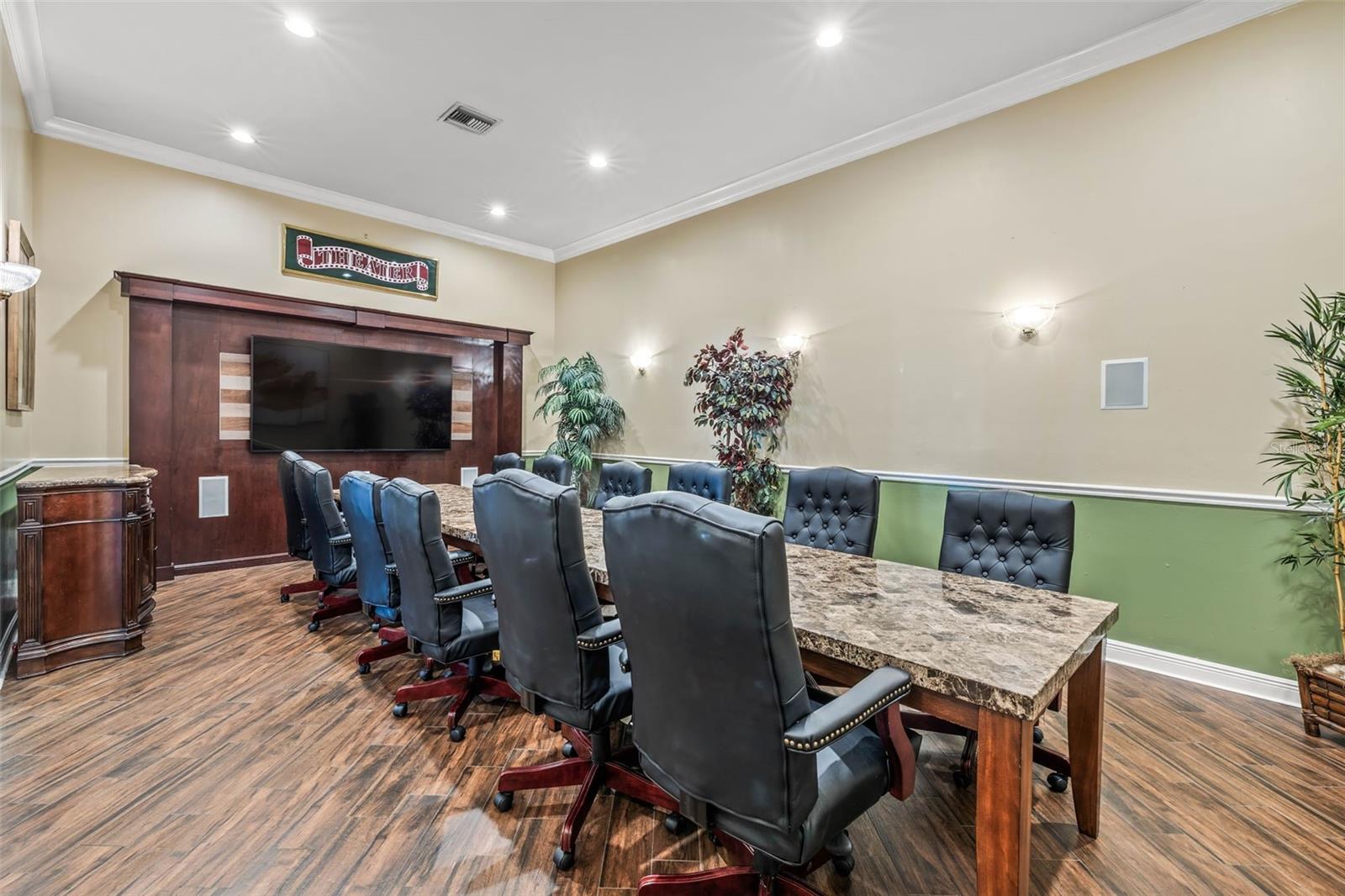 10115 COURTNEY PALMS BLVD #202, TAMPA, FL, 33619