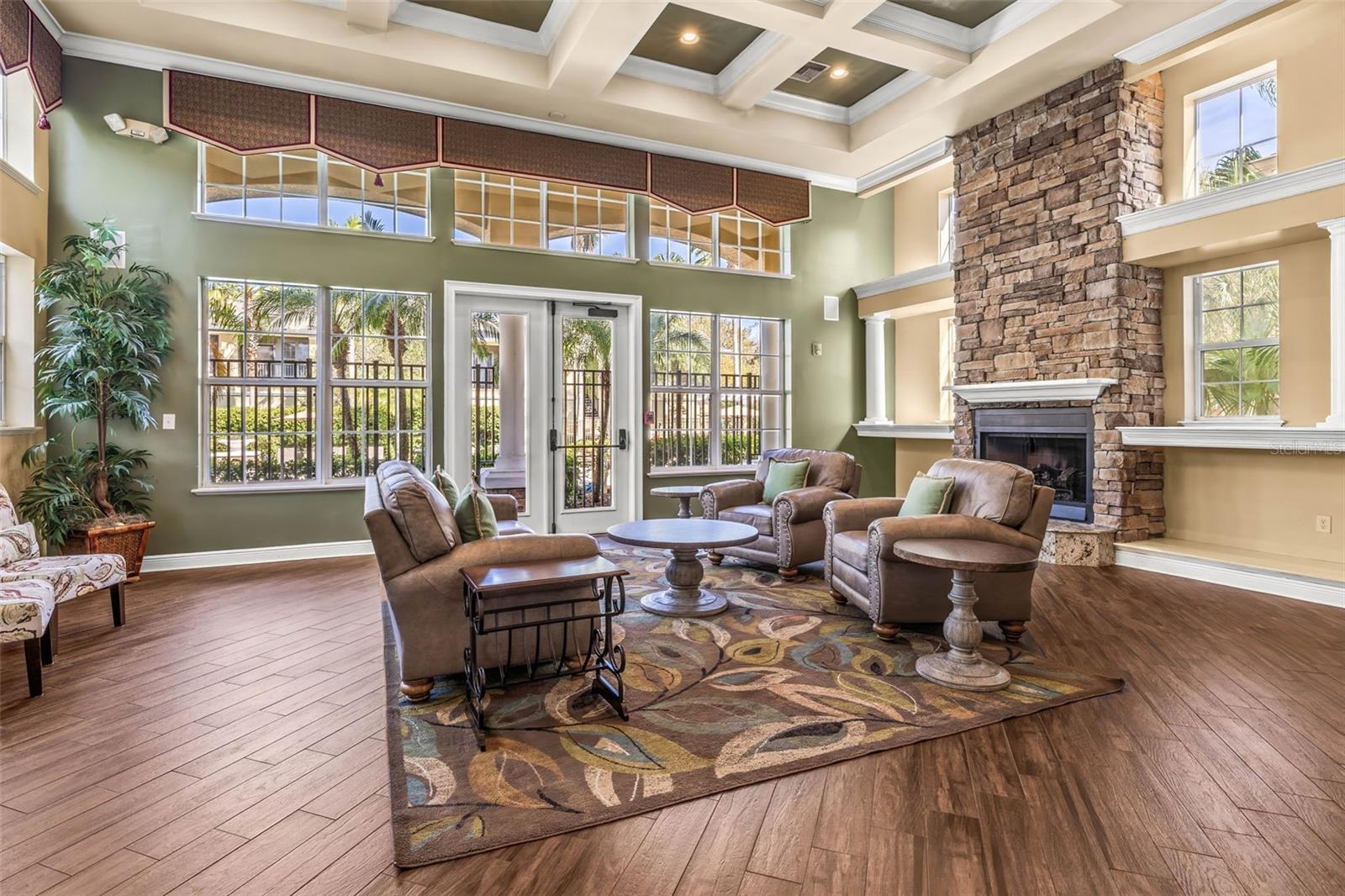 10115 COURTNEY PALMS BLVD #202, TAMPA, FL, 33619