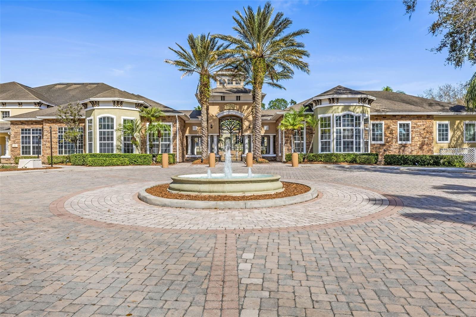 10115 COURTNEY PALMS BLVD #202, TAMPA, FL, 33619