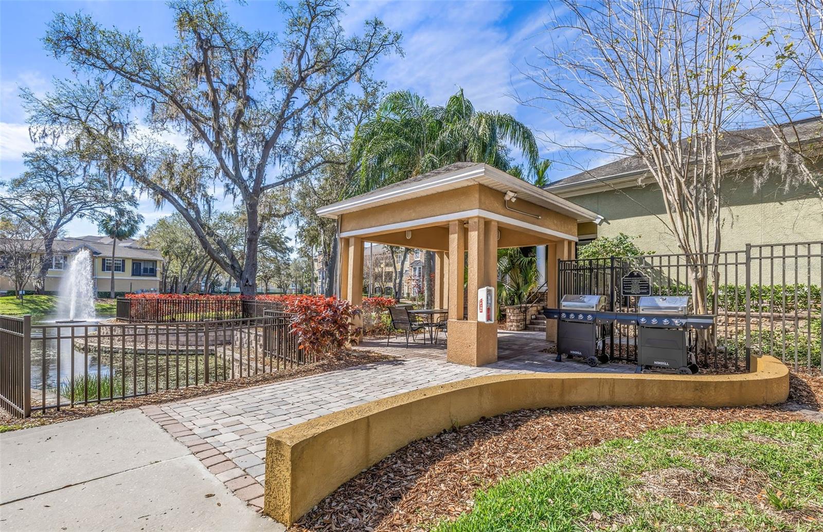 10115 COURTNEY PALMS BLVD #202, TAMPA, FL, 33619