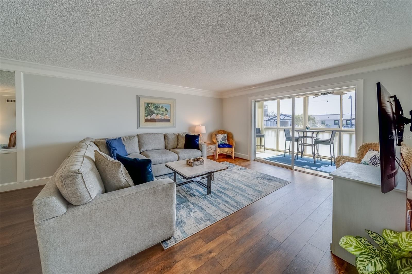 131 BLUFF VIEW DR #208, BELLEAIR BLUFFS, FL, 33770