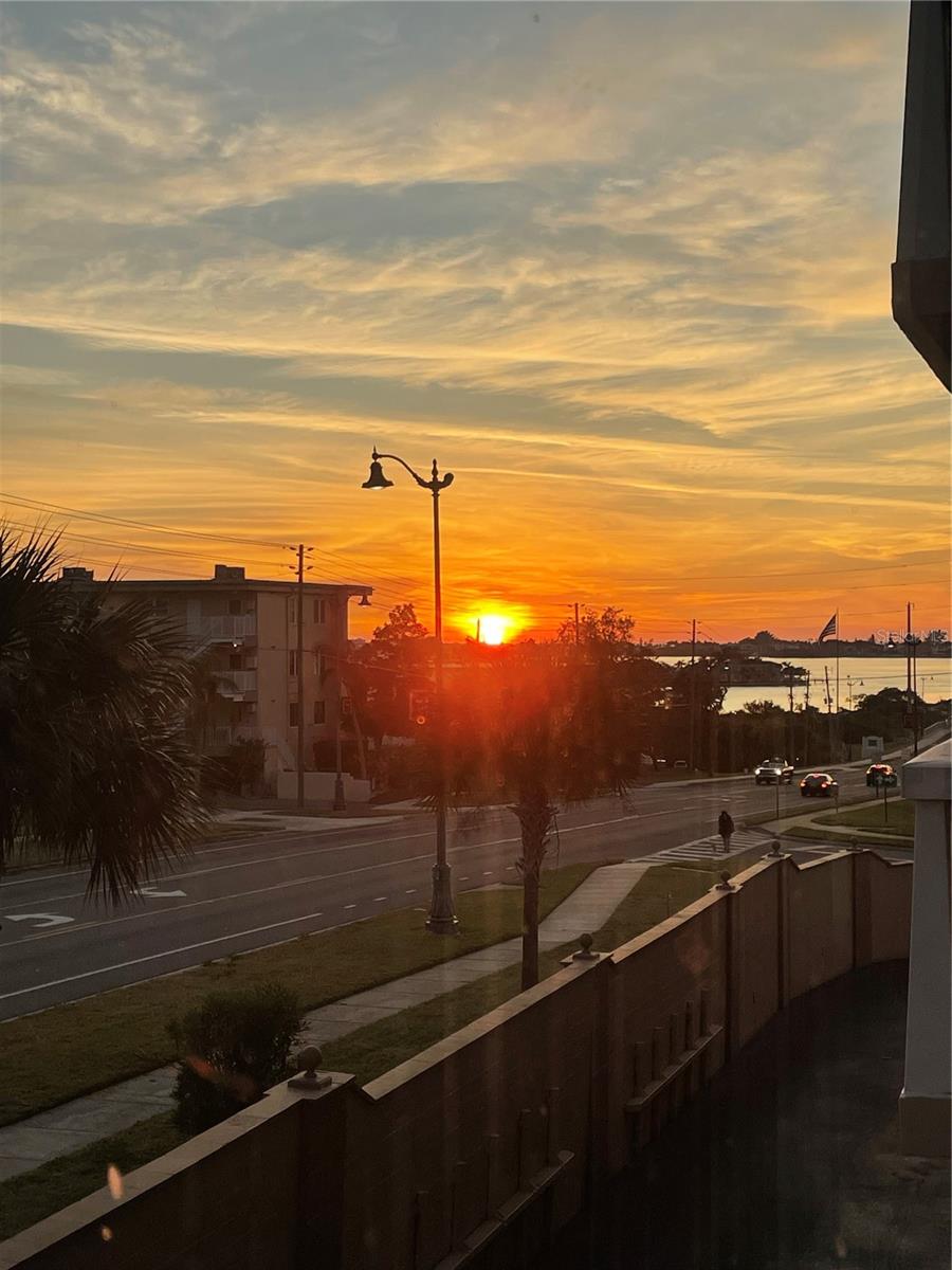 131 BLUFF VIEW DR #208, BELLEAIR BLUFFS, FL, 33770