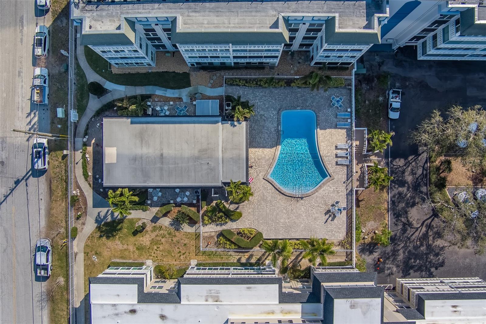 131 BLUFF VIEW DR #208, BELLEAIR BLUFFS, FL, 33770