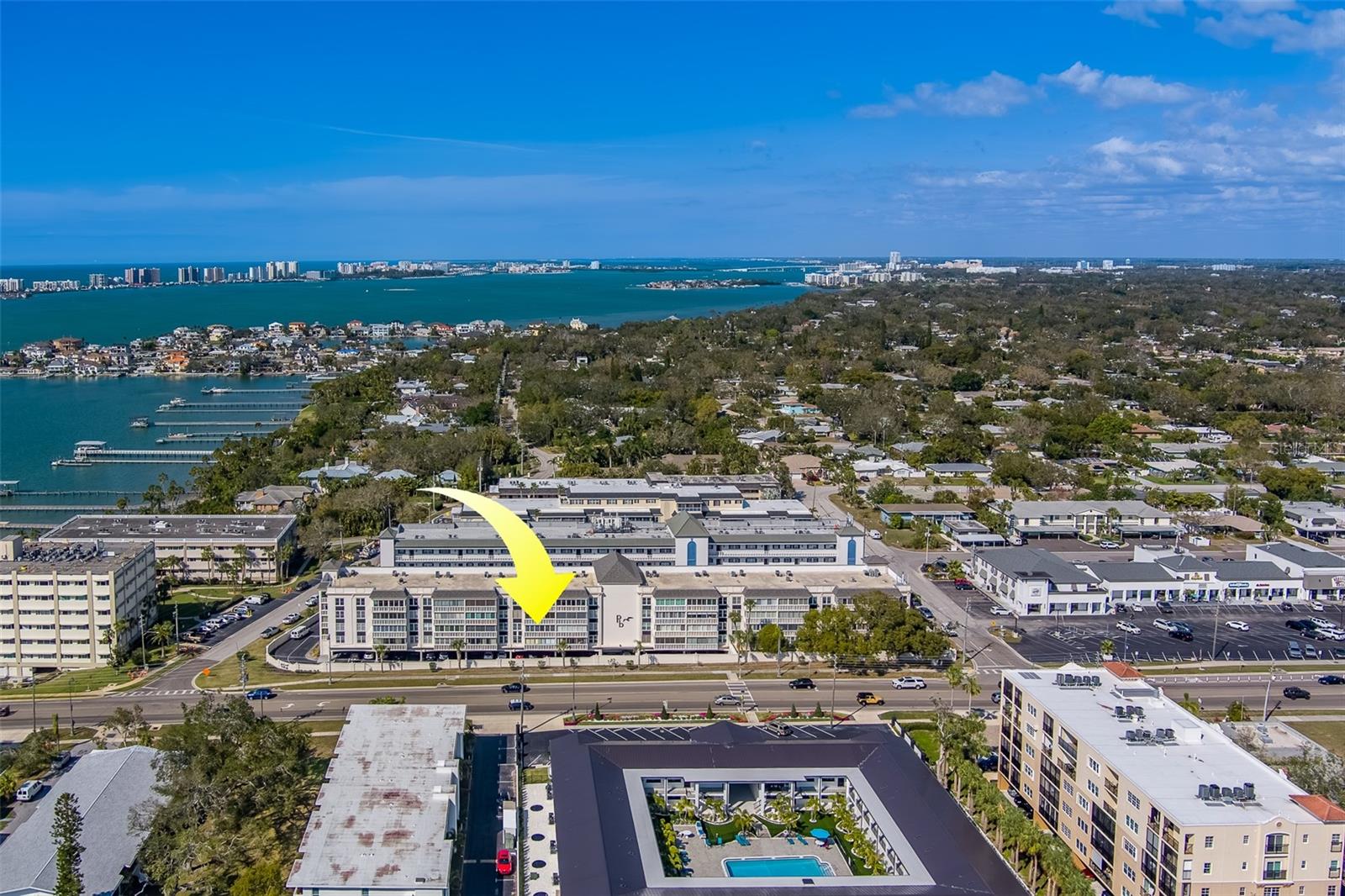 131 BLUFF VIEW DR #208, BELLEAIR BLUFFS, FL, 33770