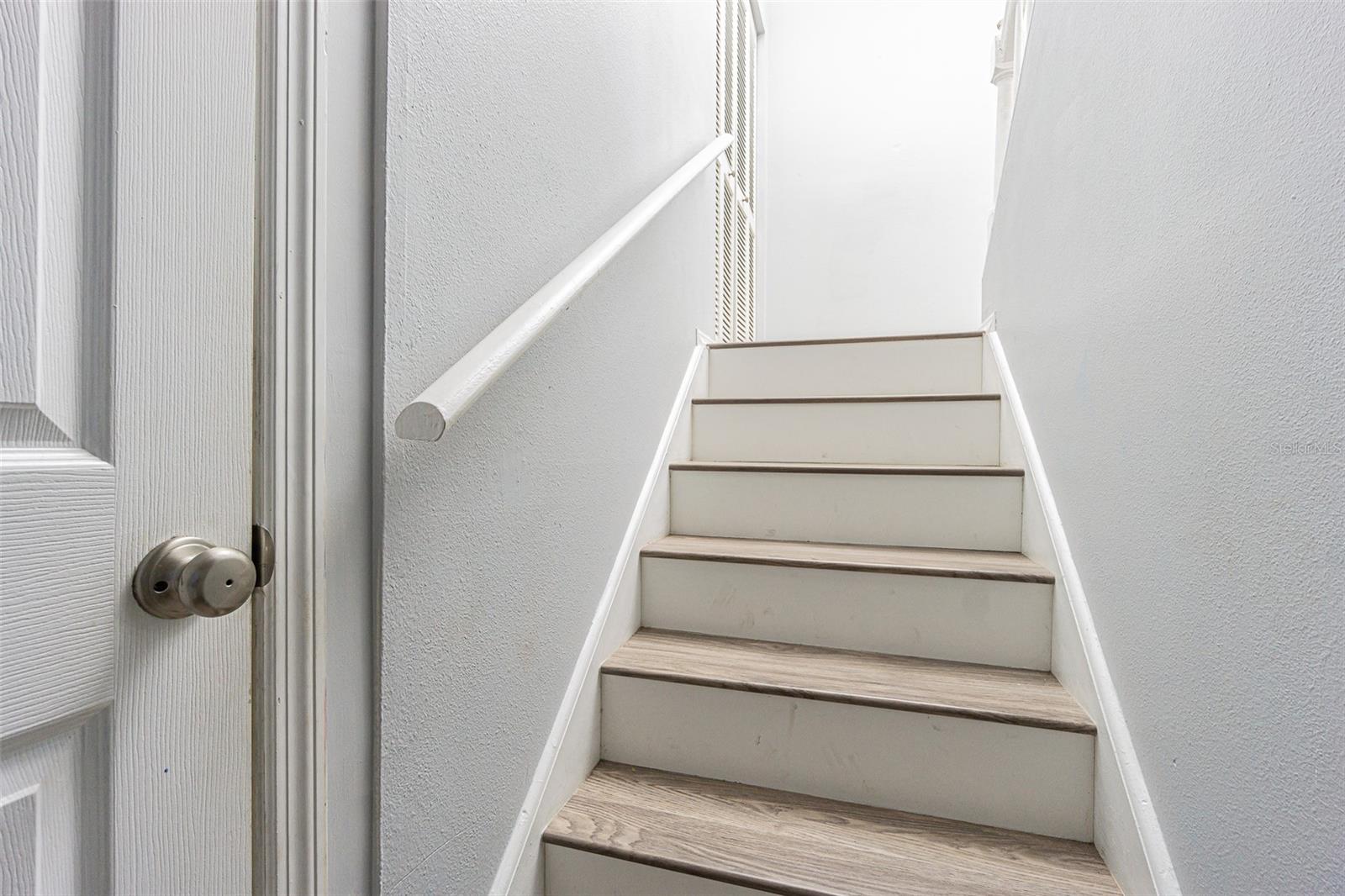 3571 EDINGTON WAY, PALM HARBOR, FL, 34685