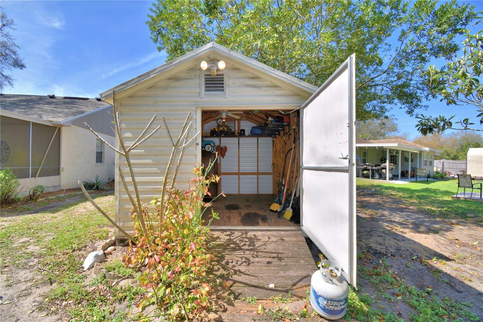 16 CEDAR DR, DAVENPORT, FL, 33837