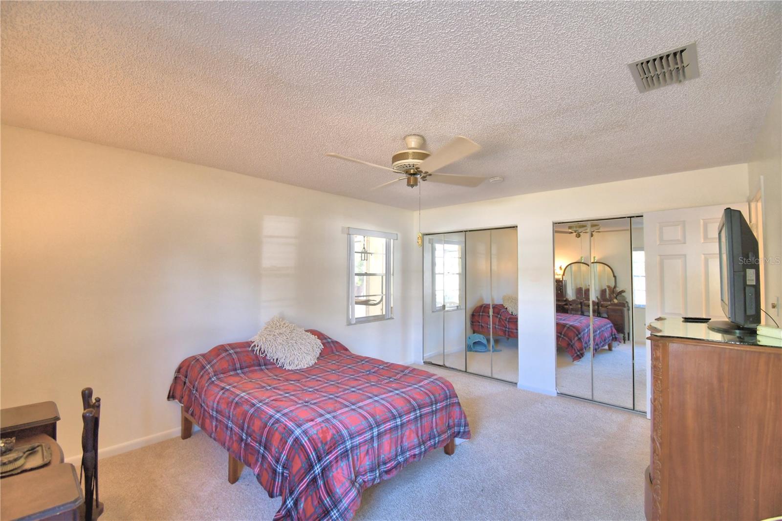 16 CEDAR DR, DAVENPORT, FL, 33837