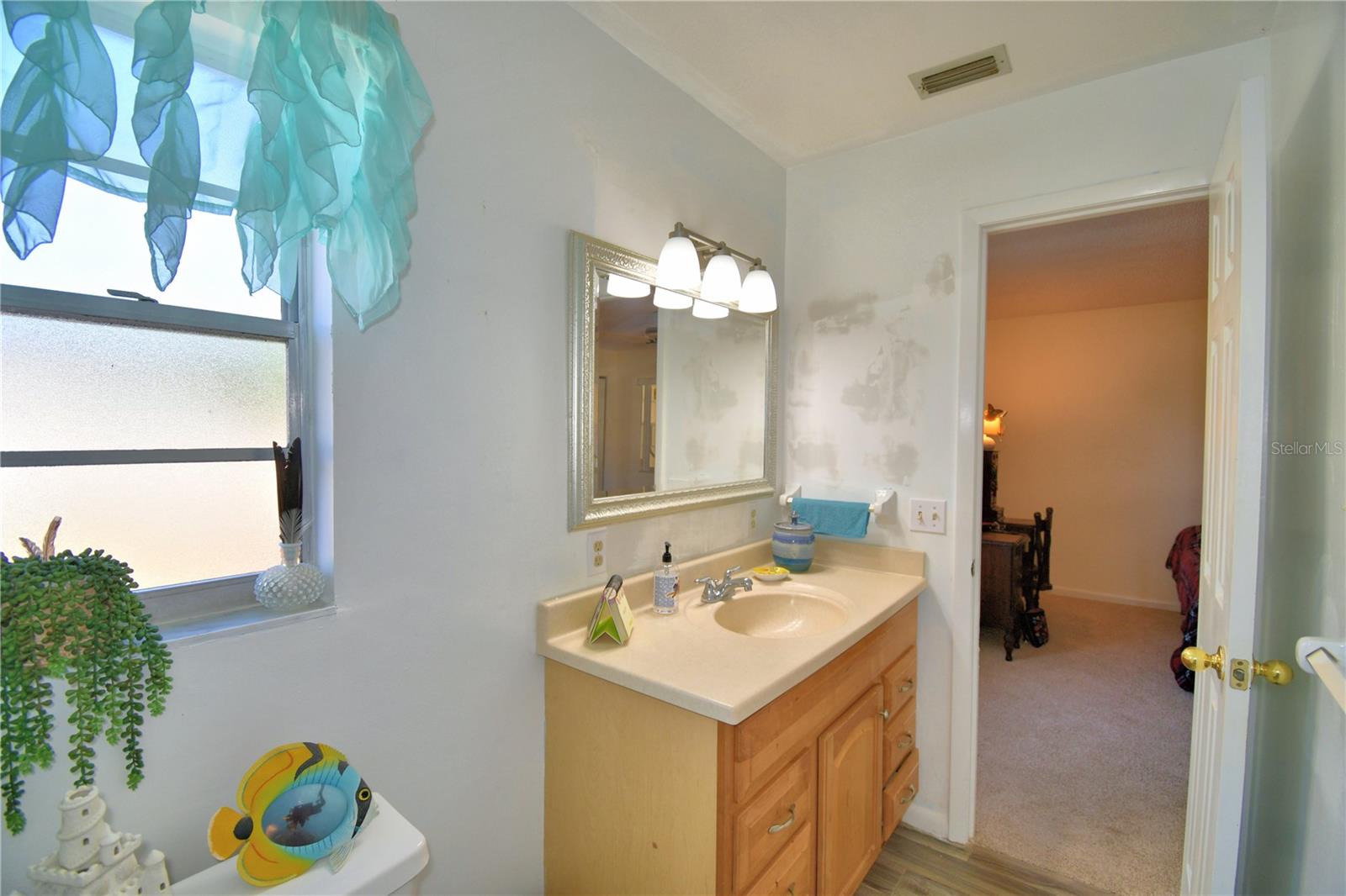 16 CEDAR DR, DAVENPORT, FL, 33837