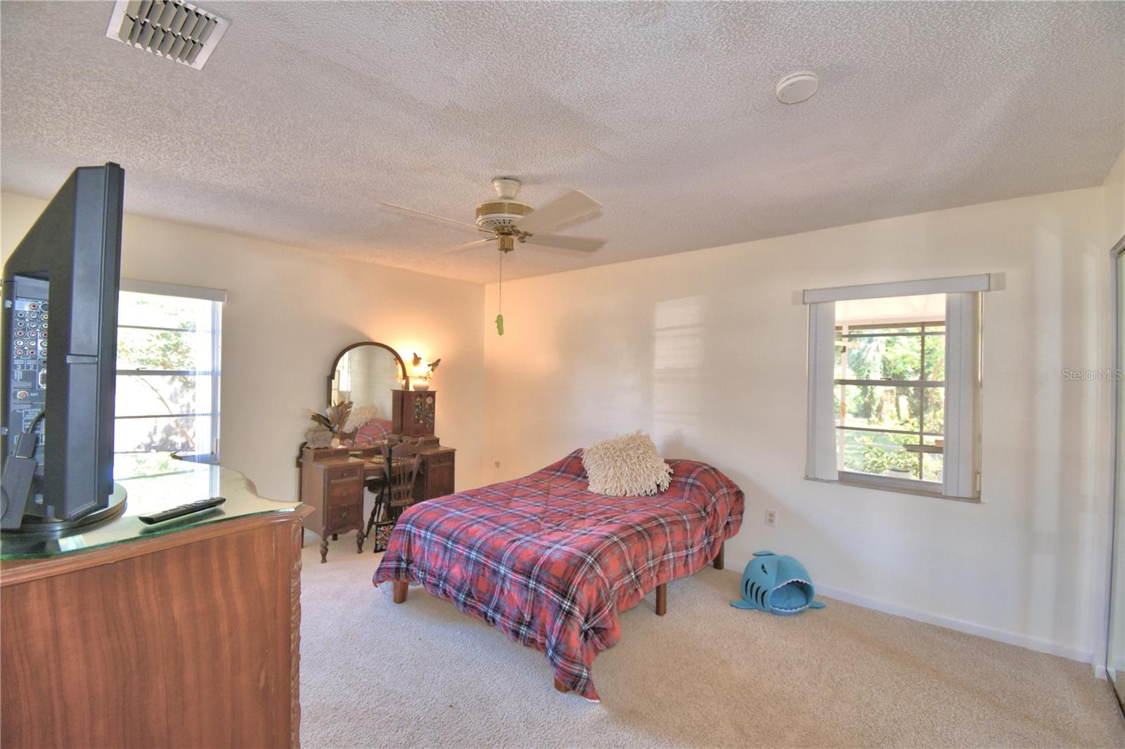 16 CEDAR DR, DAVENPORT, FL, 33837
