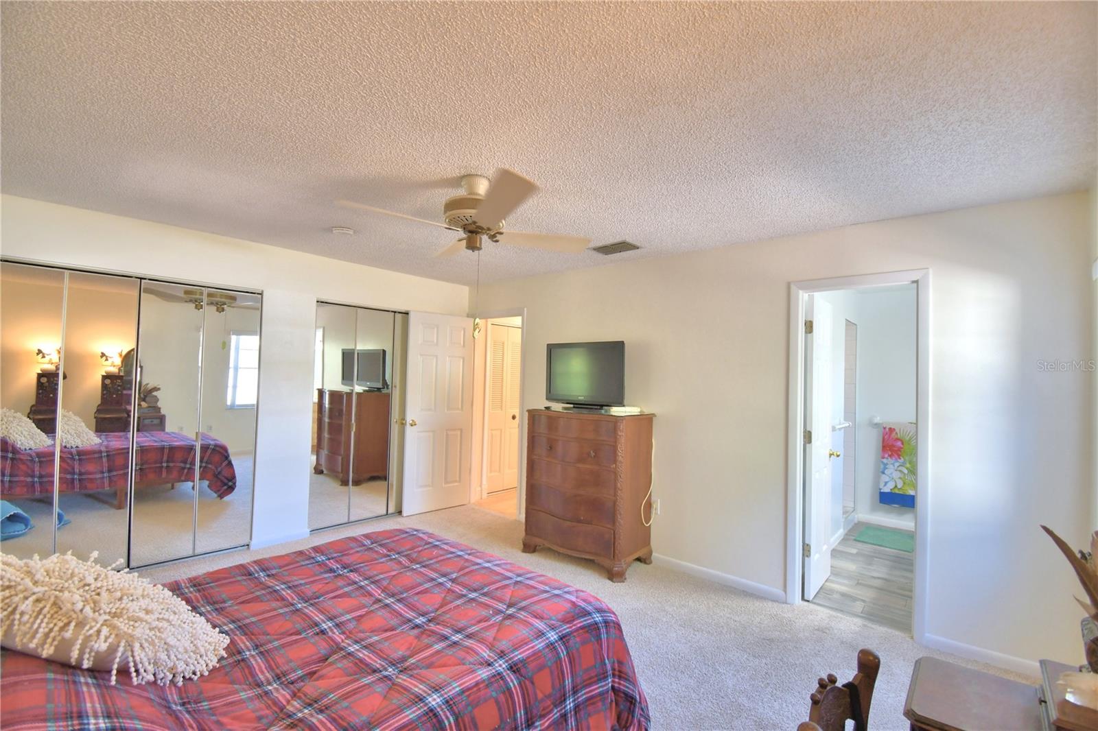 16 CEDAR DR, DAVENPORT, FL, 33837