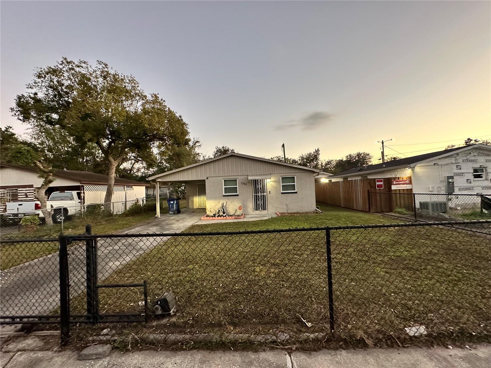 1303 E LAKE AVE, TAMPA, FL, 33605