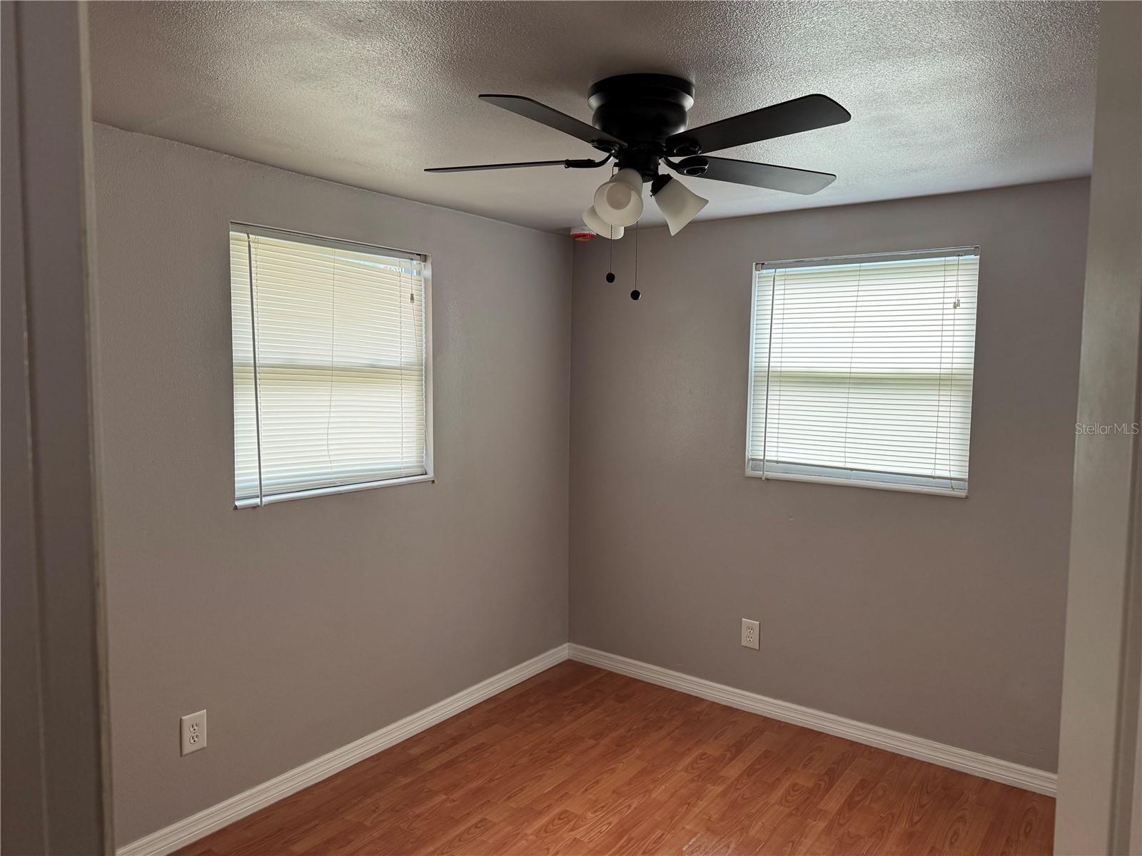 1303 E LAKE AVE, TAMPA, FL, 33605