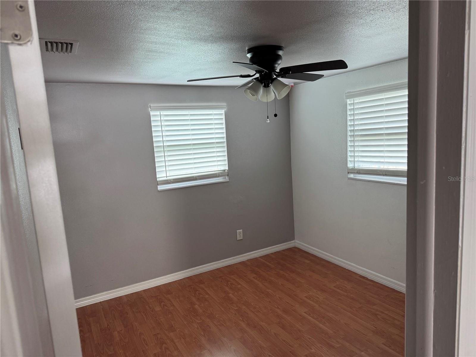 1303 E LAKE AVE, TAMPA, FL, 33605